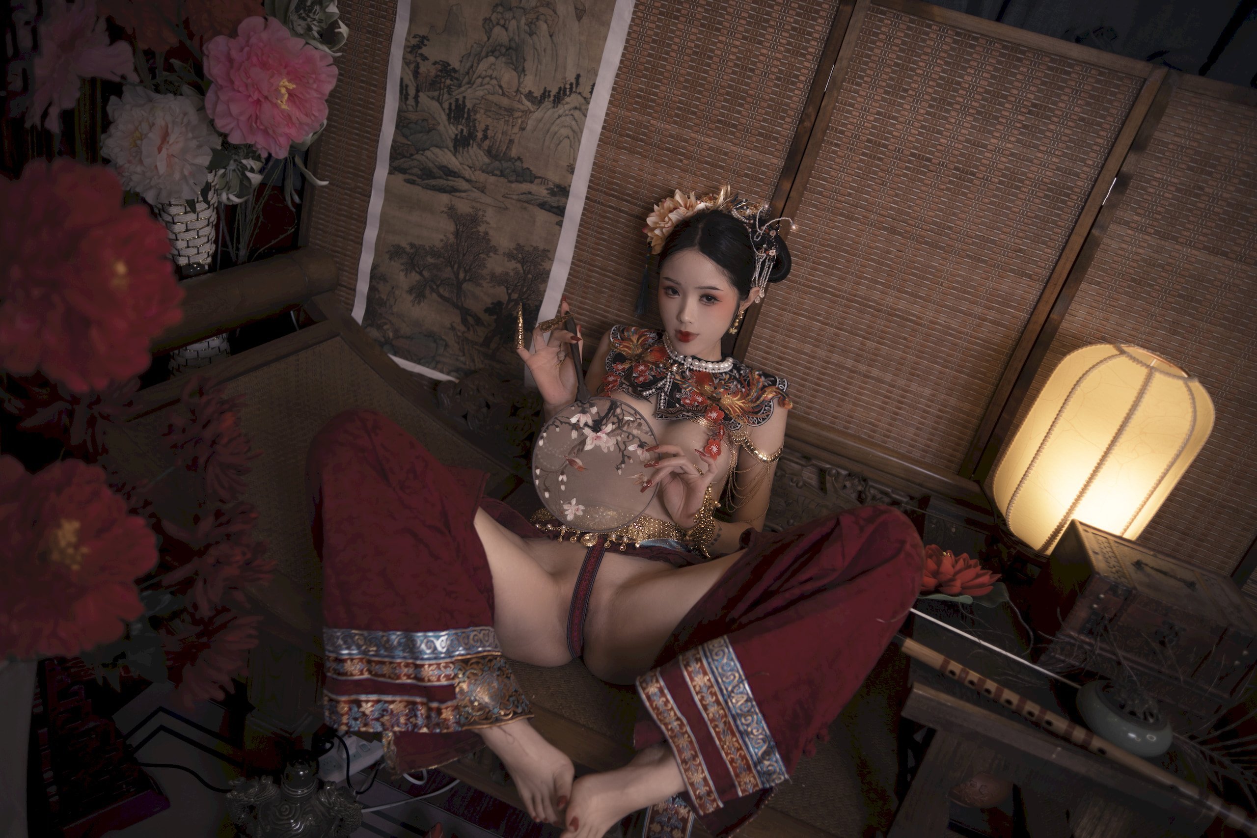 Hợp kim titan TiTi - Trang phục Mãn Thanh