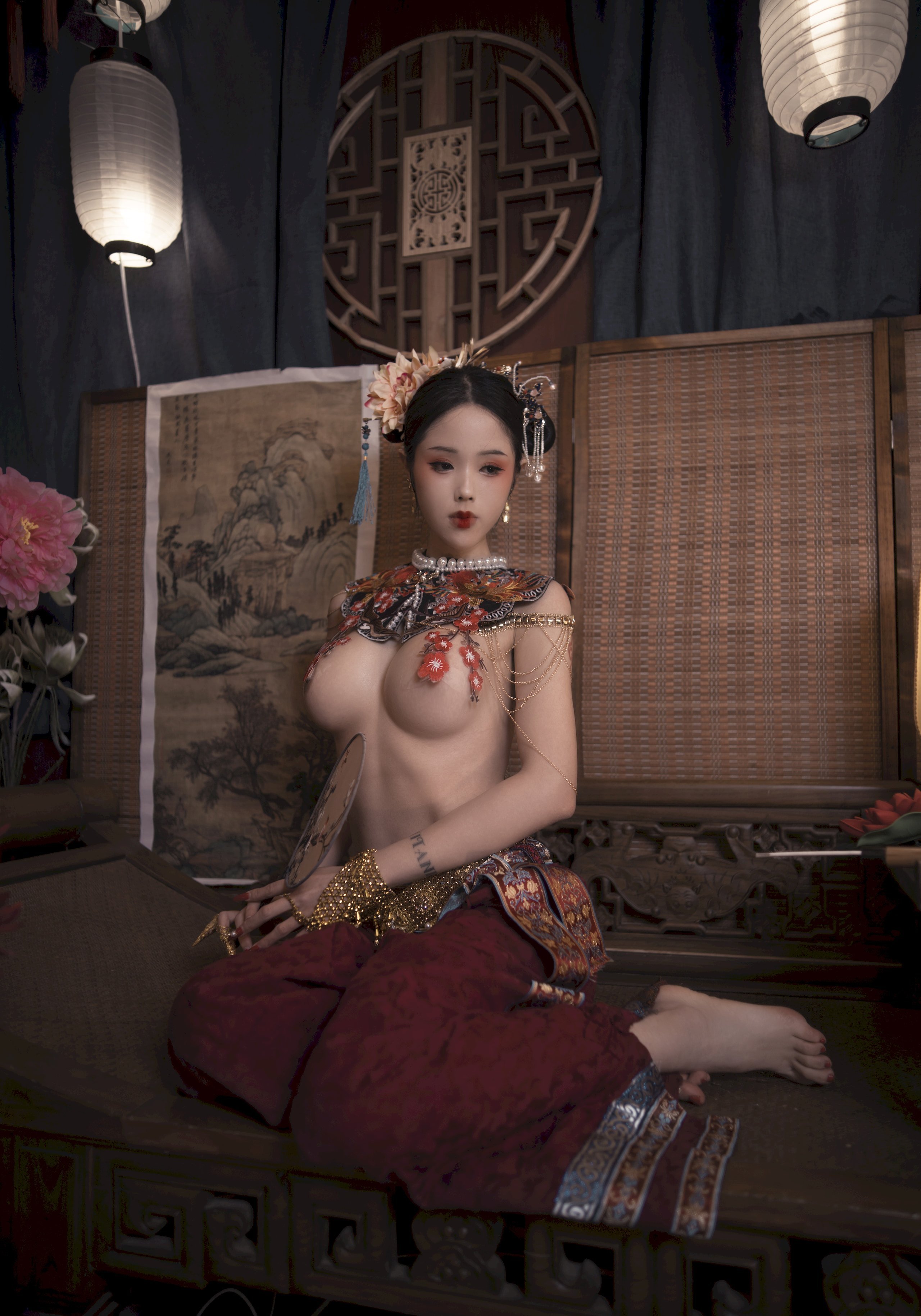 Hợp kim titan TiTi - Trang phục Mãn Thanh