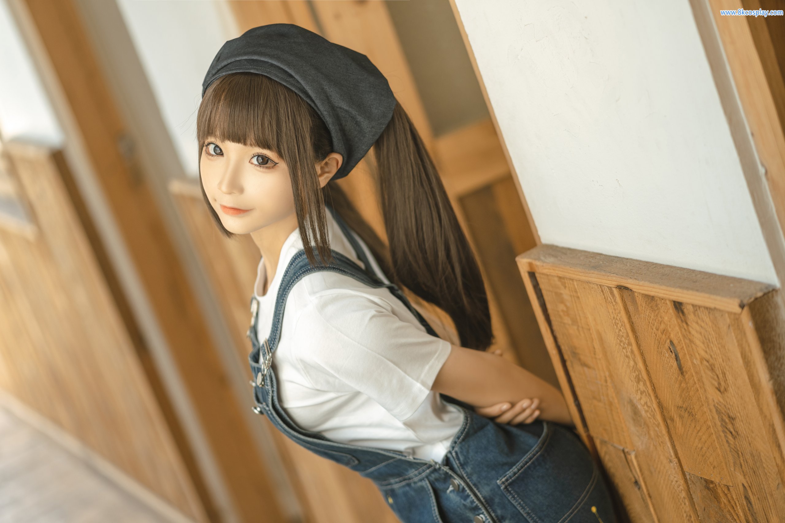 チュンモモ]小画家