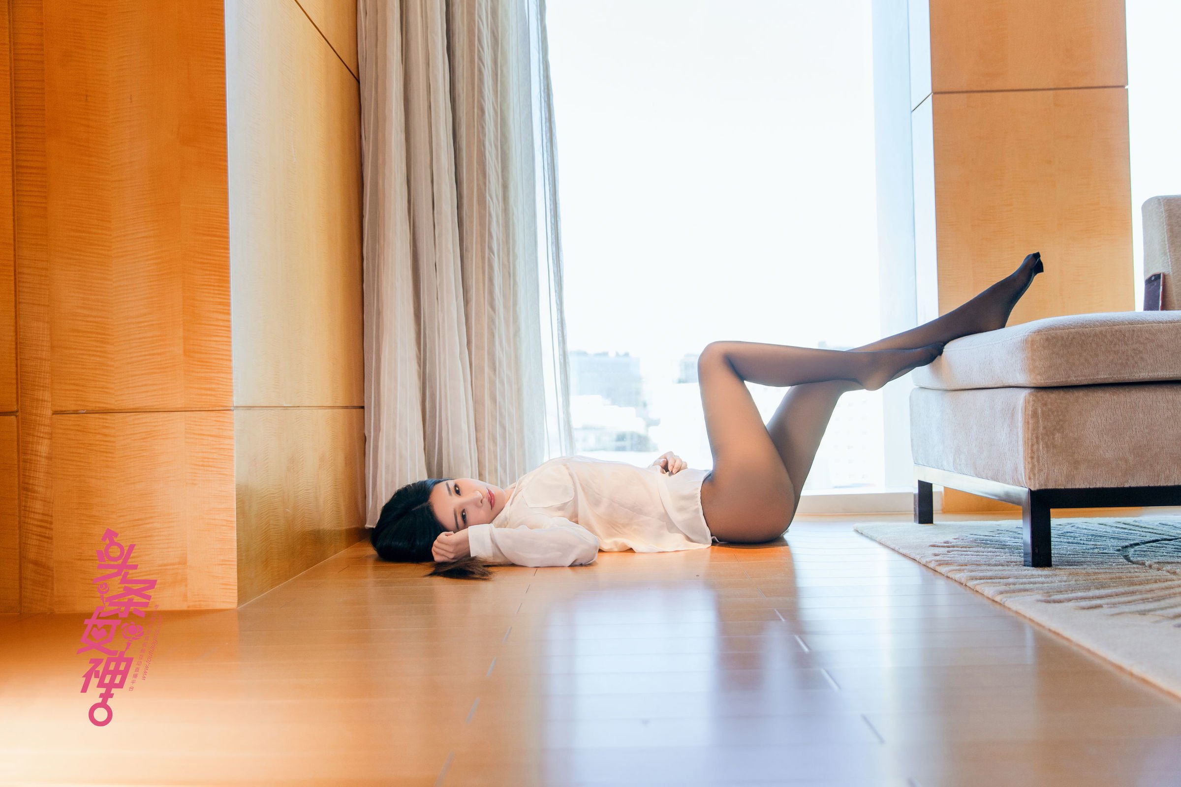 투티아오걸스투데이여신] 춘샤오시-멍멍 - 아름다운 다리가 먹음직스러운