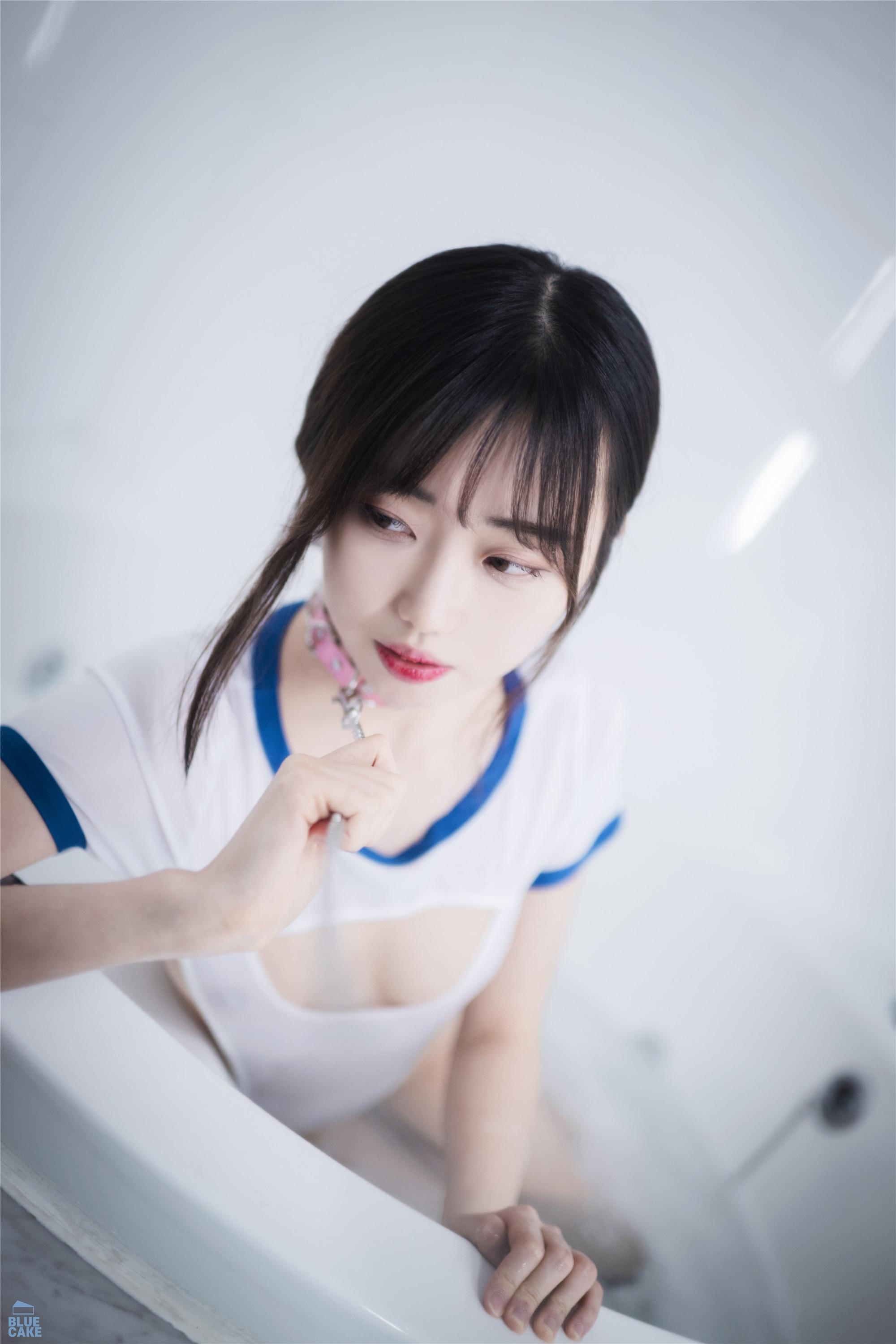 [BLUECAKE] Kim Ji-won (김지원) 72P