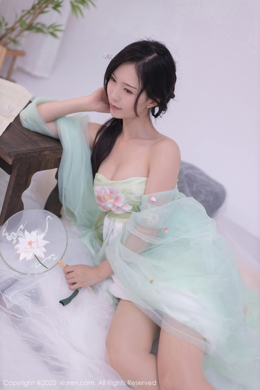 Đấu Nương Lợi Thế [XIUREN秀人网] 2022.07.27 NO.5345