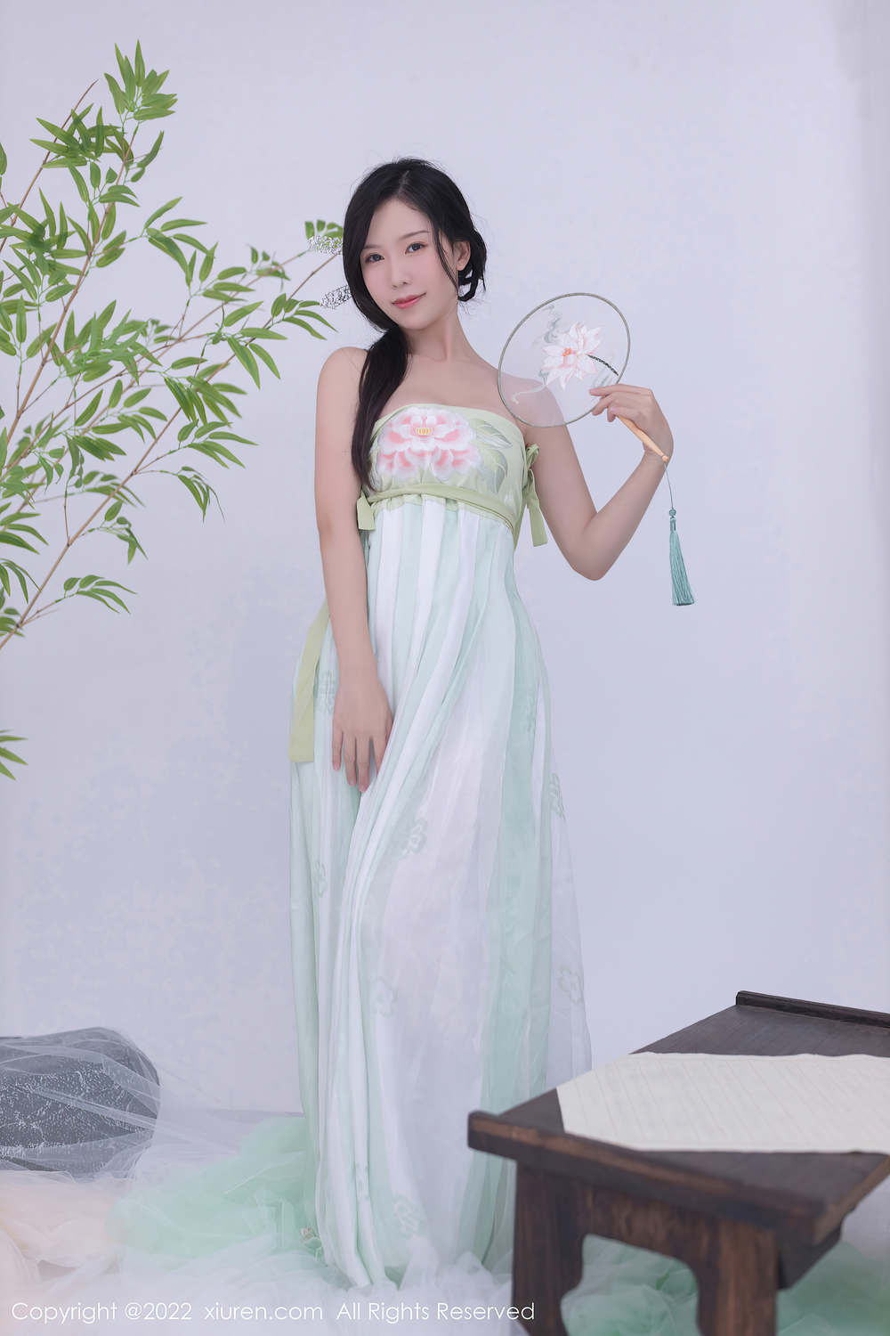 Đấu Nương Lợi Thế [XIUREN秀人网] 2022.07.27 NO.5345