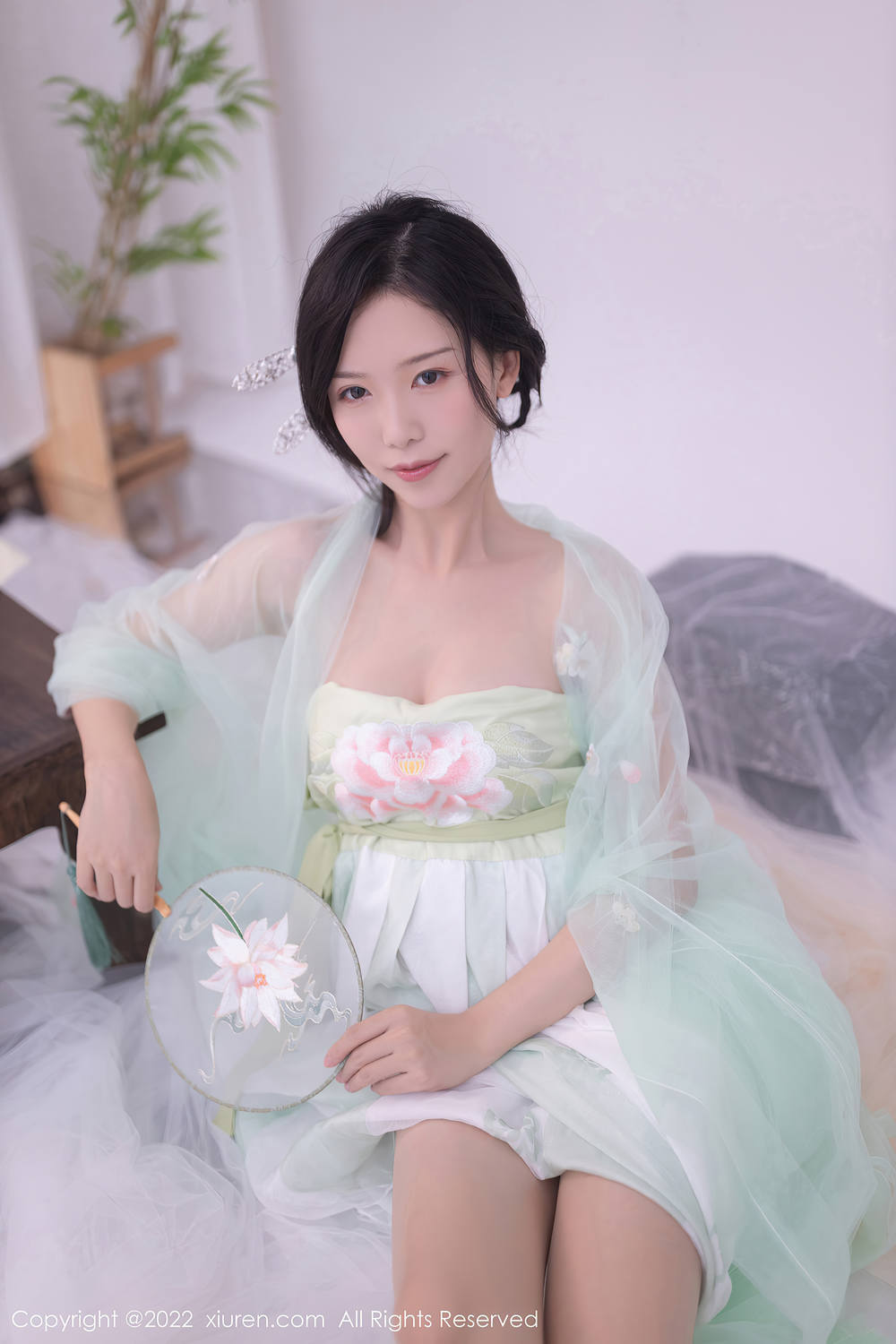 Đấu Nương Lợi Thế [XIUREN秀人网] 2022.07.27 NO.5345