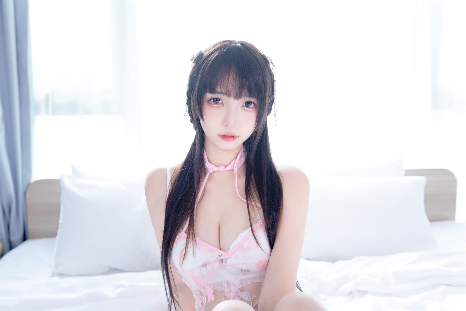 神樂坂真冬 - 小鳥依人