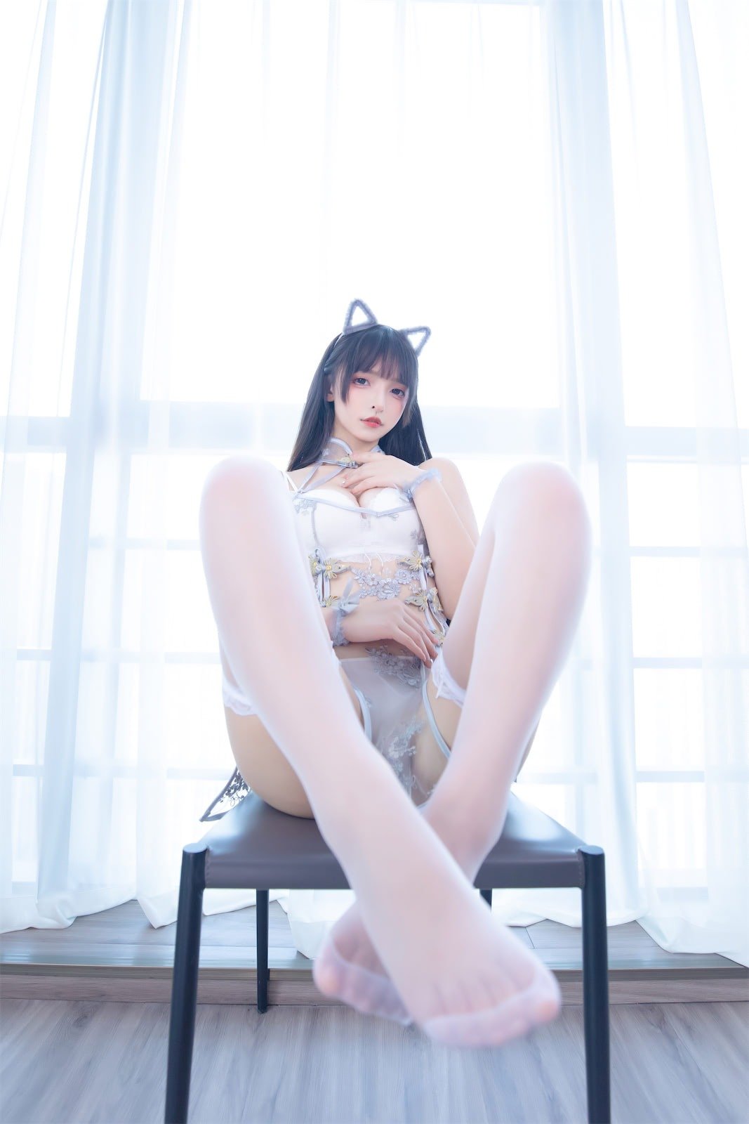 神楽坂真冬 - 羞涩喵喵