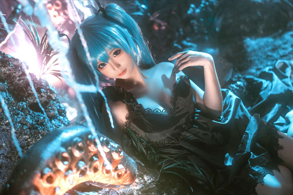 Chun Mo Mo Deep Sea Girl
