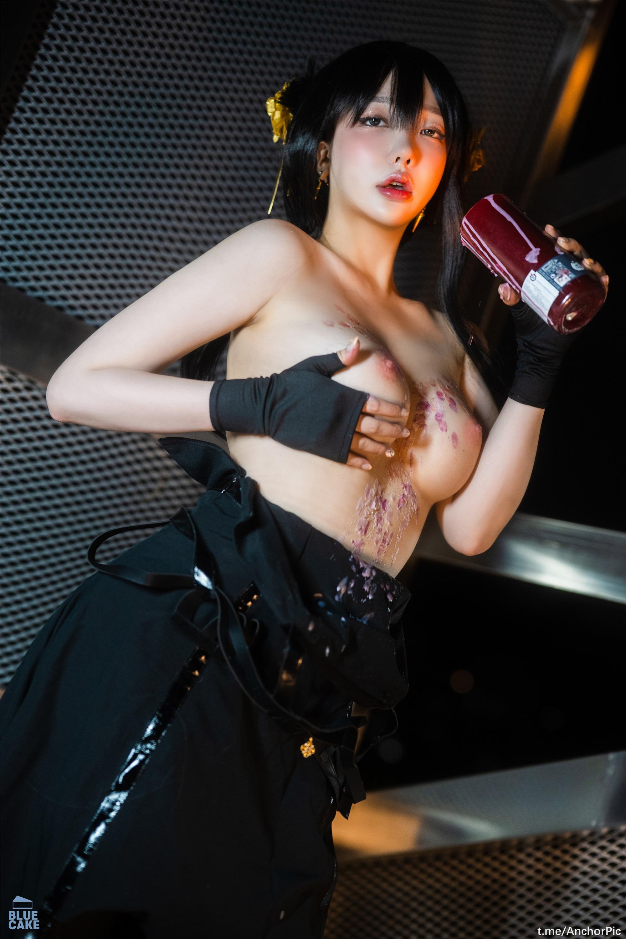 BLUECAKE] Son Ye-Eun - Hoa Hồng Đen RED+ 131P