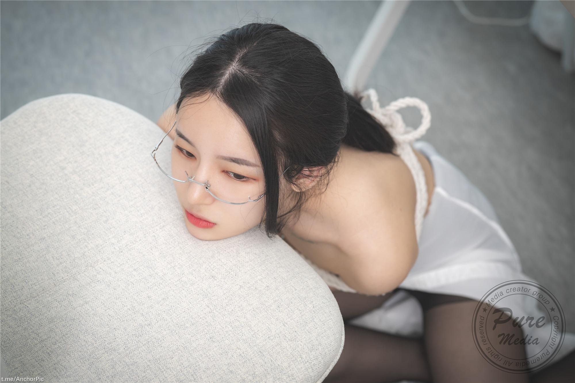 Pure Media Vol.191 Yeha 106P bộ ảnh