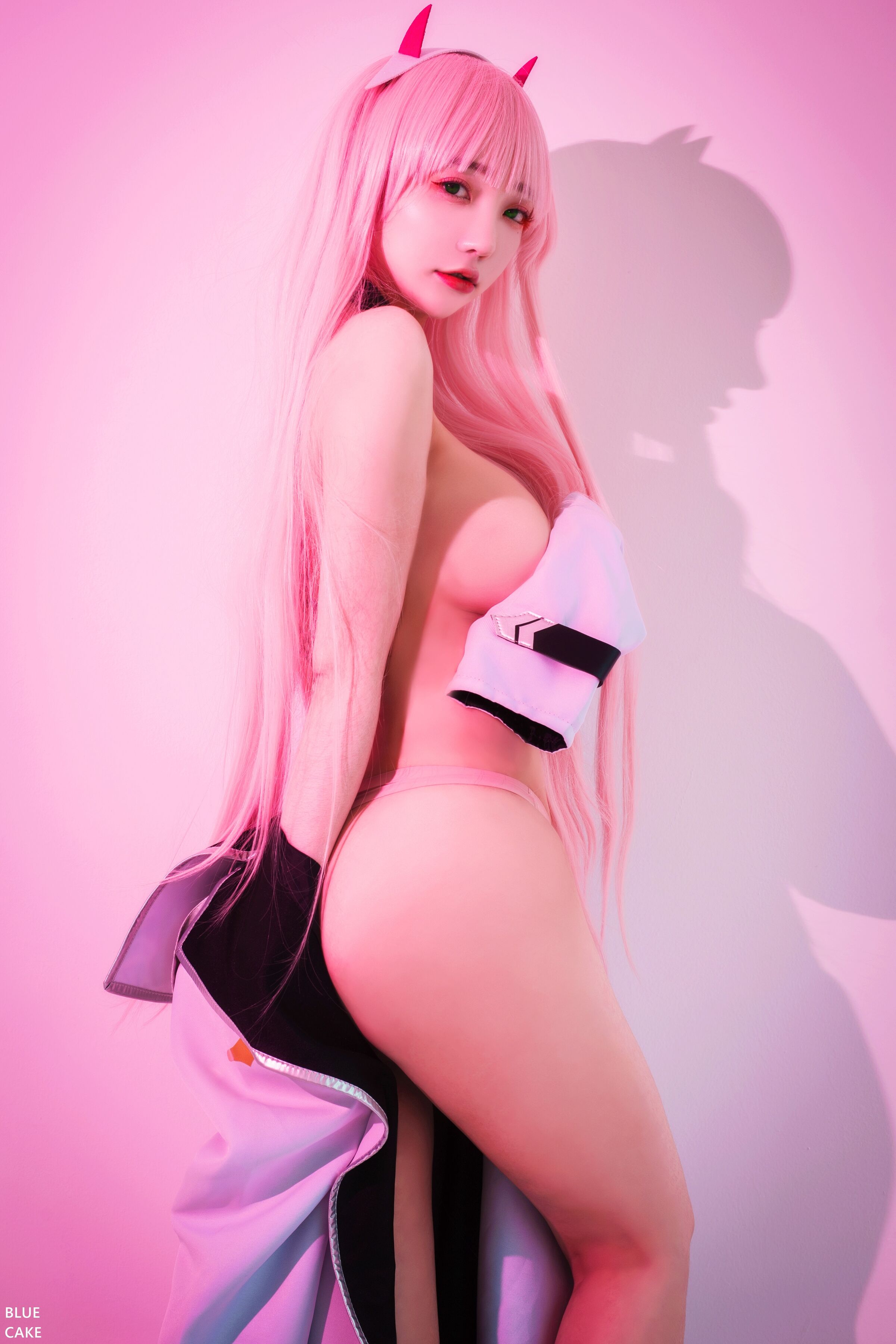 Bluecake] In the Sexy: 002
