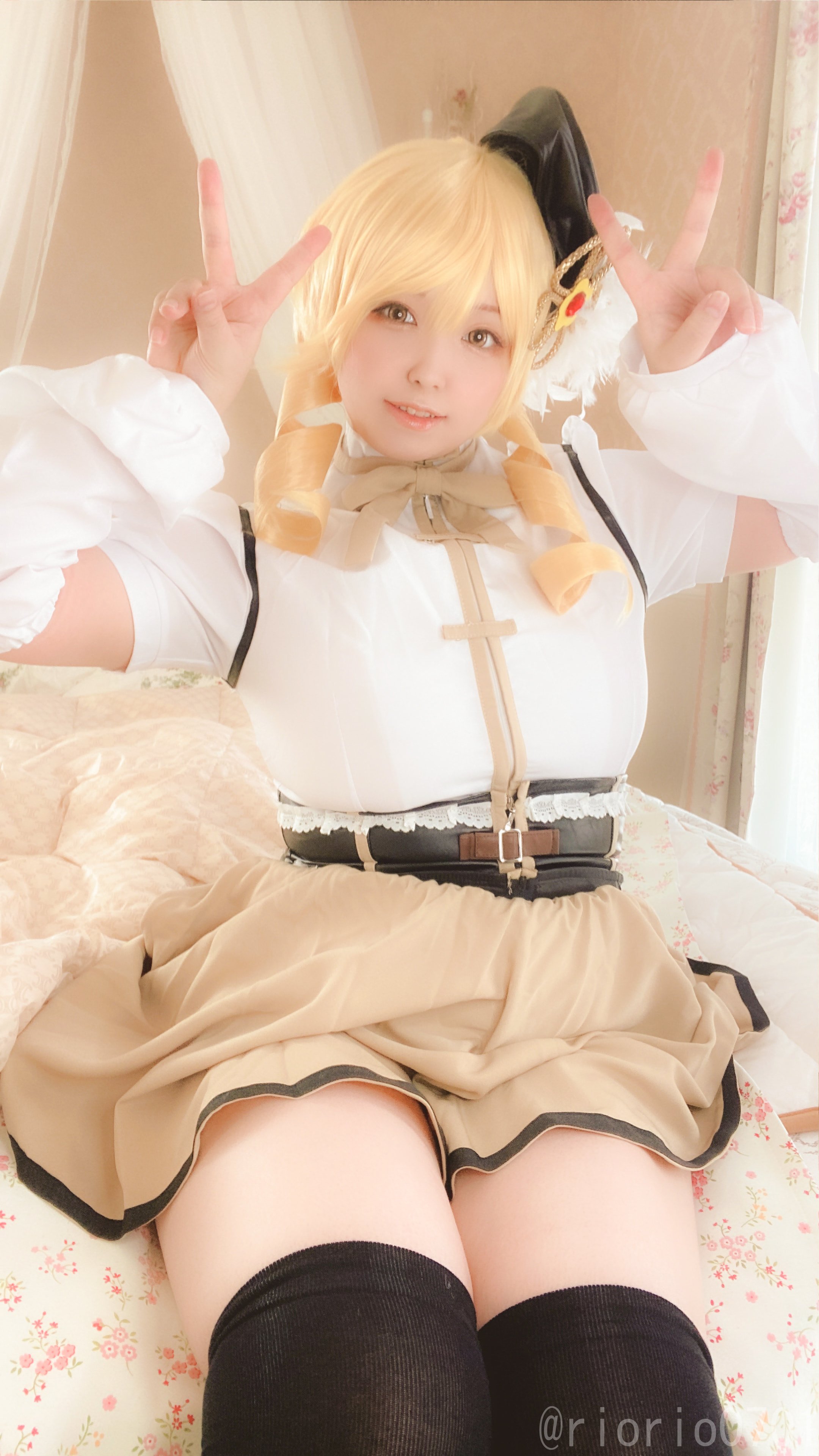 ★魔法少女麻美的剃毛潮吹剃光自慰★