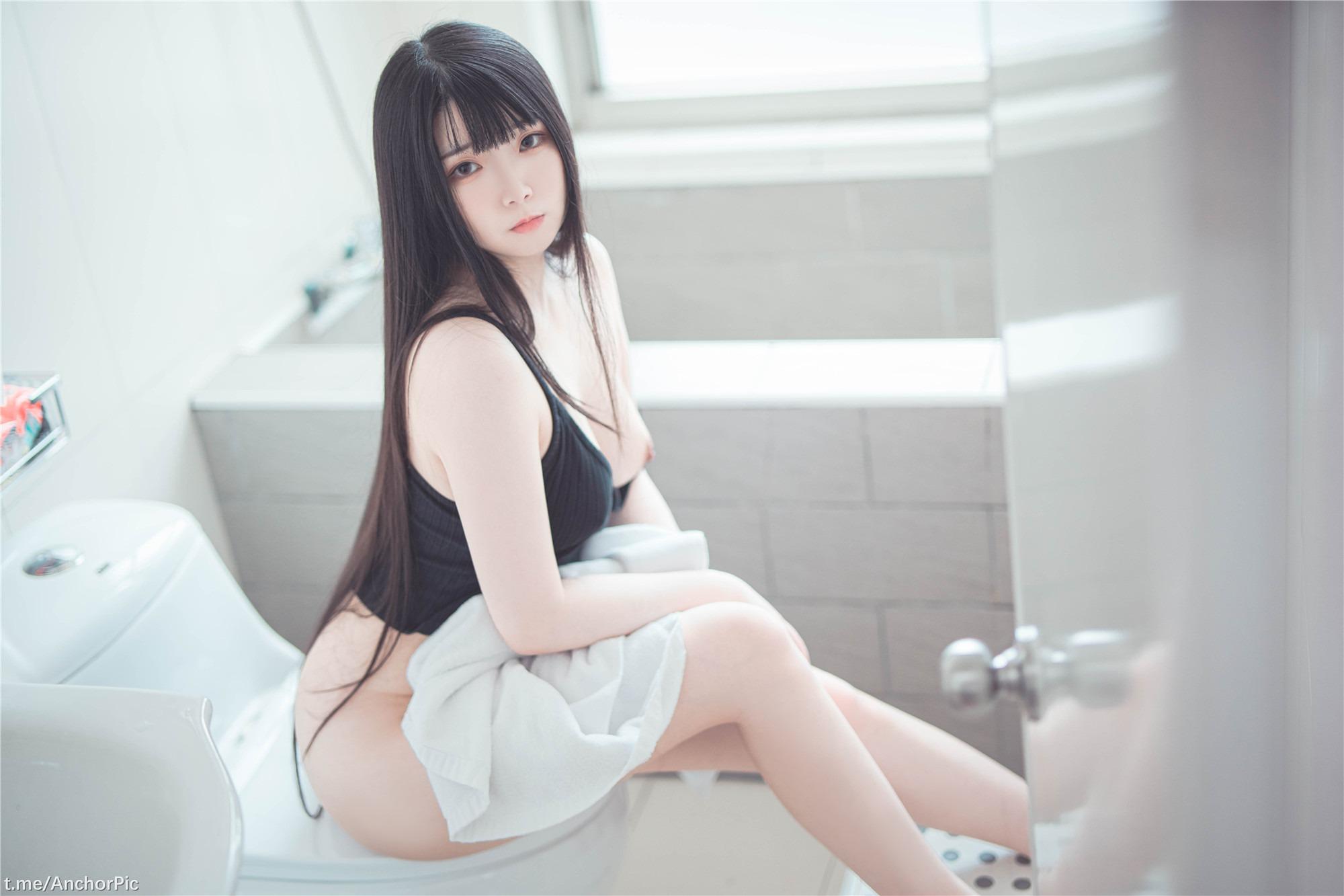 Lạc Lạc Raku - Weekend 44P