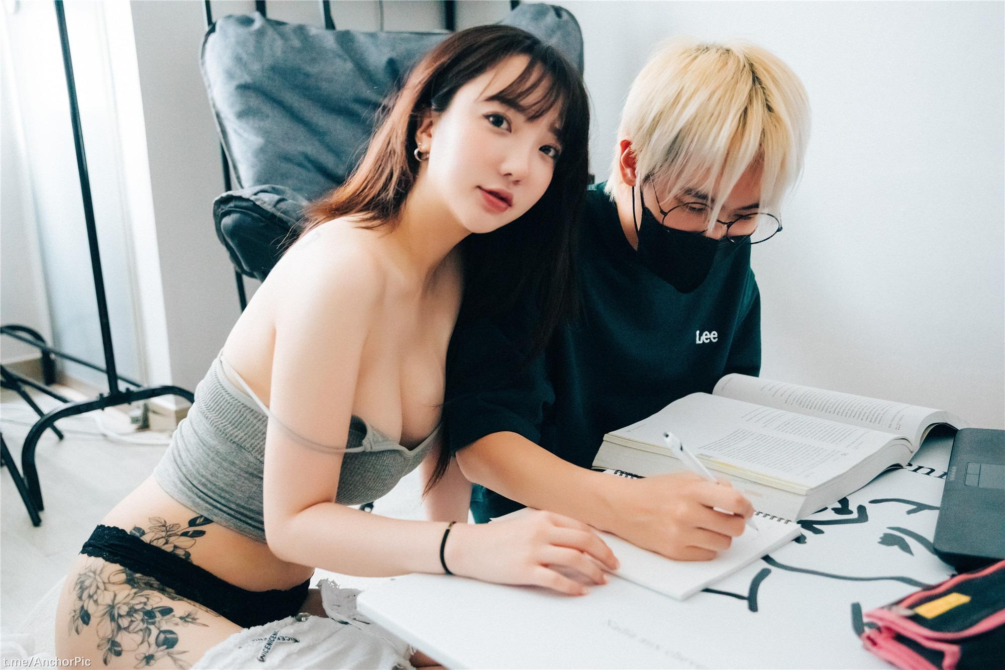 Loozy] Son Ye-eun - Gia sư + S.Ver 144P