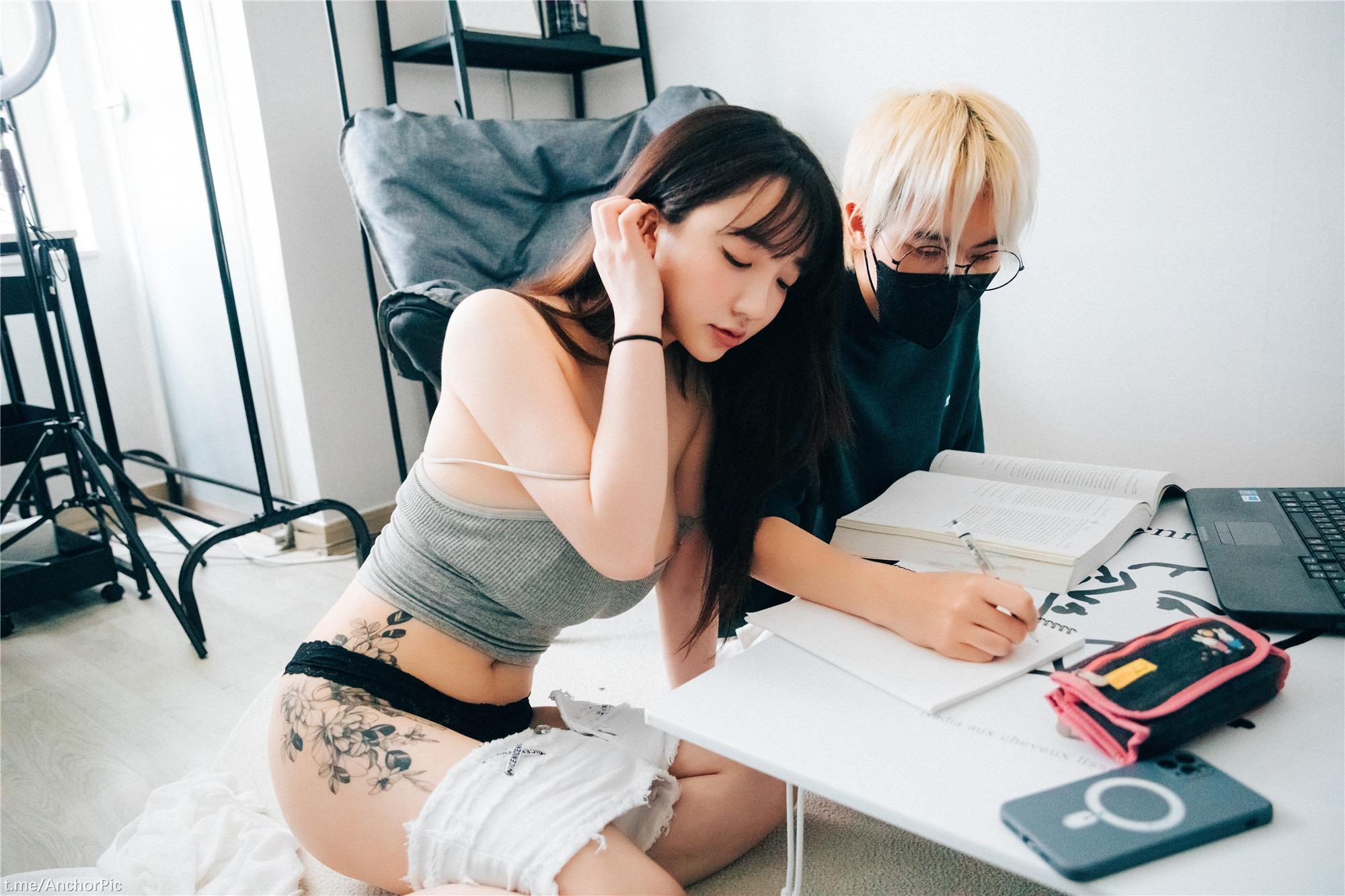 Loozy] Son Ye-eun - Gia sư + S.Ver 144P