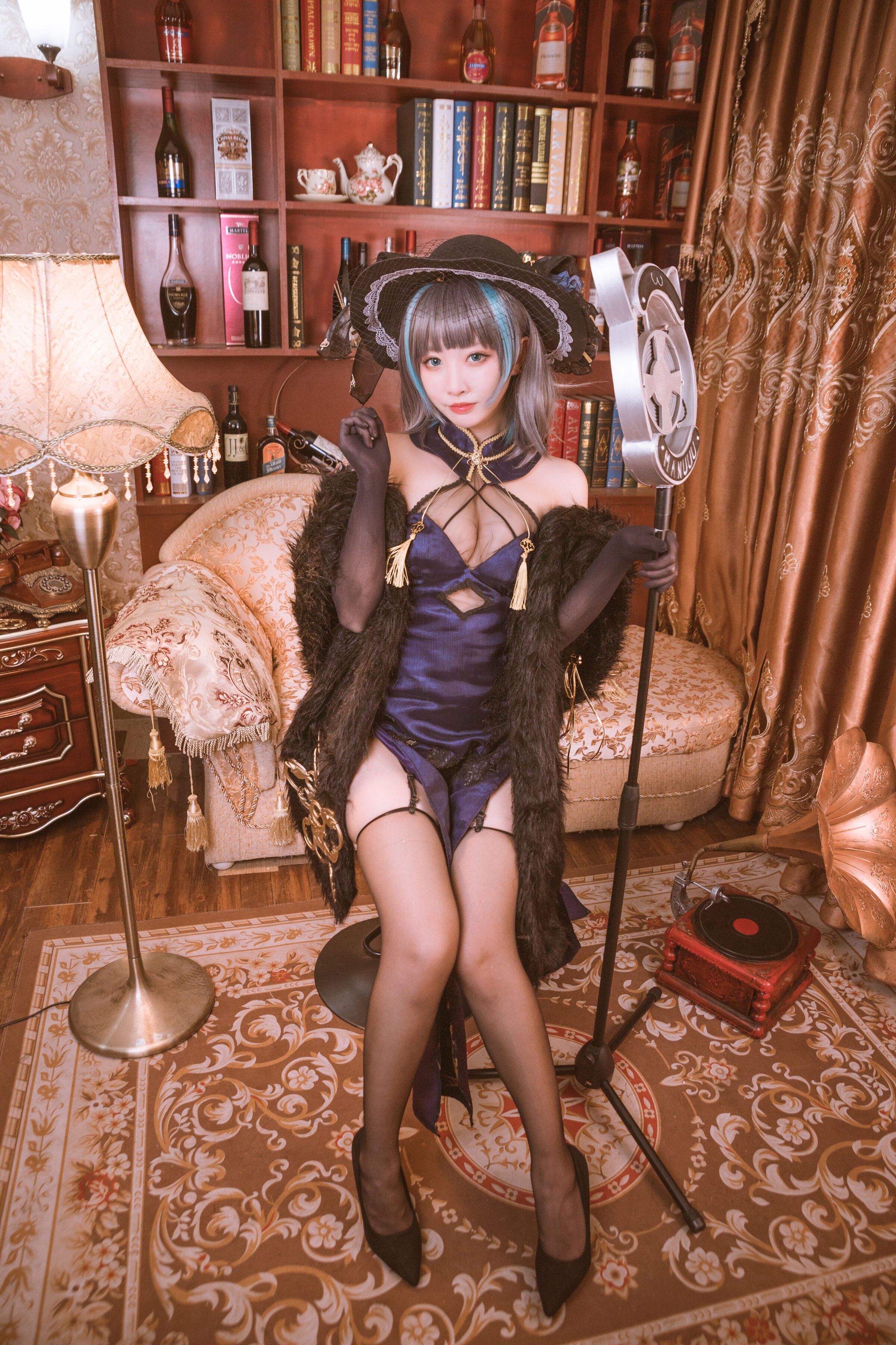 Miyamoto Sakura (Miyamoto Sakura Sakura Bánh) - Chai Jun Kỳ Bào Âm Nhạc Rực Rỡ Cait Sith