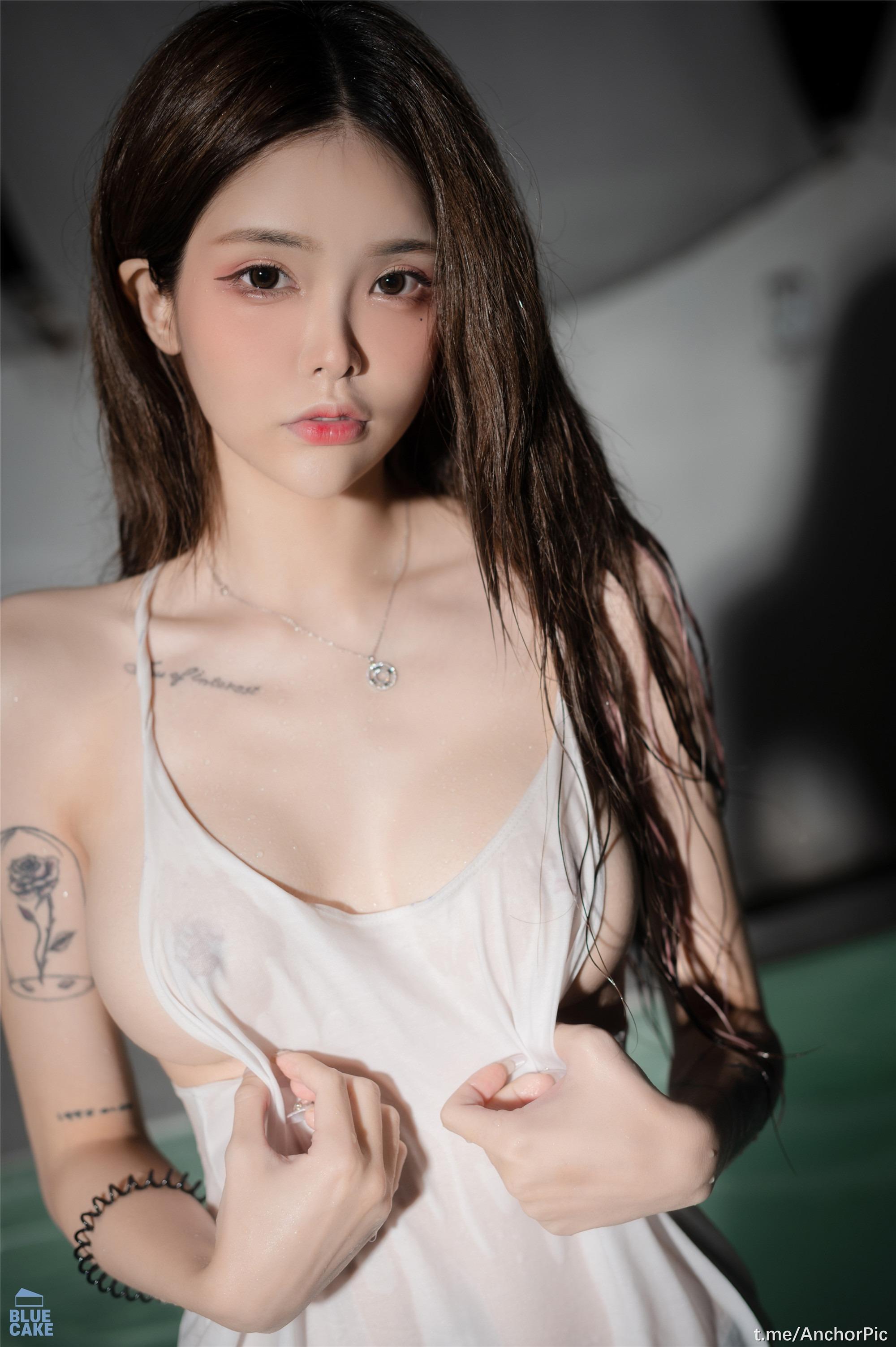 BLUECAKE] Hikari - Cơn Mưa Đêm RED SP [236P