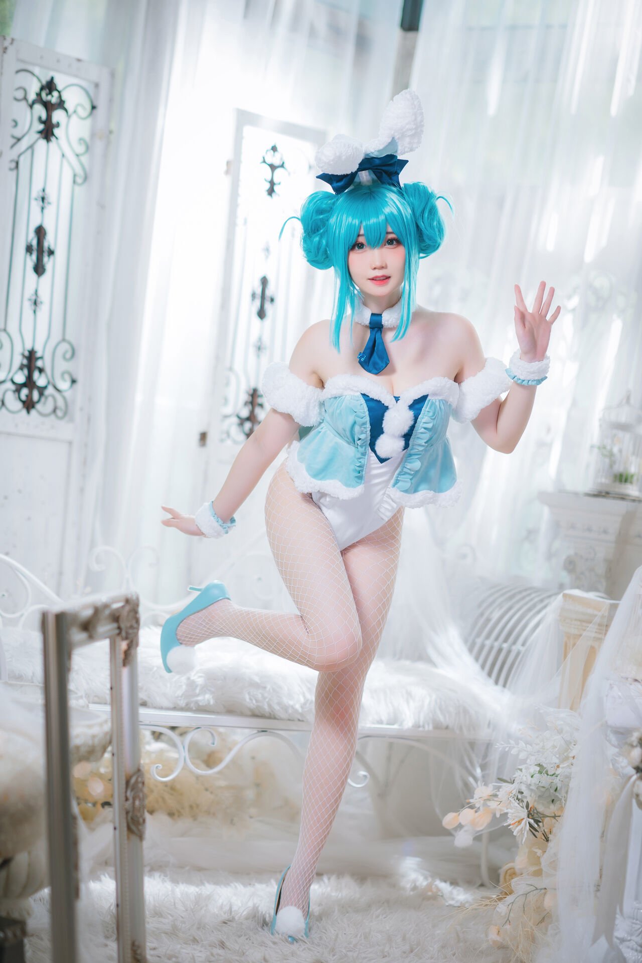 Men Men - Hatsune Bunny Girl