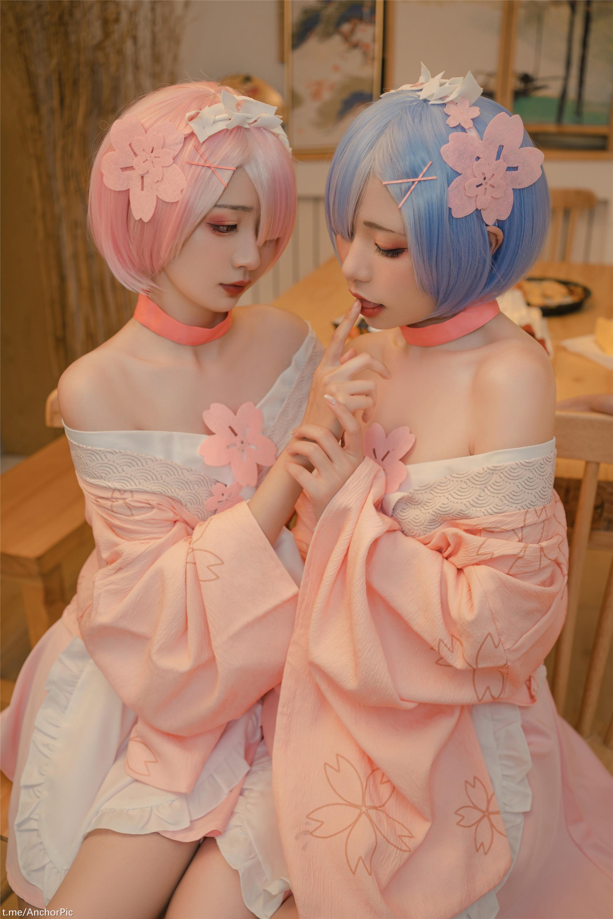 猫小吉&金魚kinngyo-ゼロからの女体の宴[101 P]