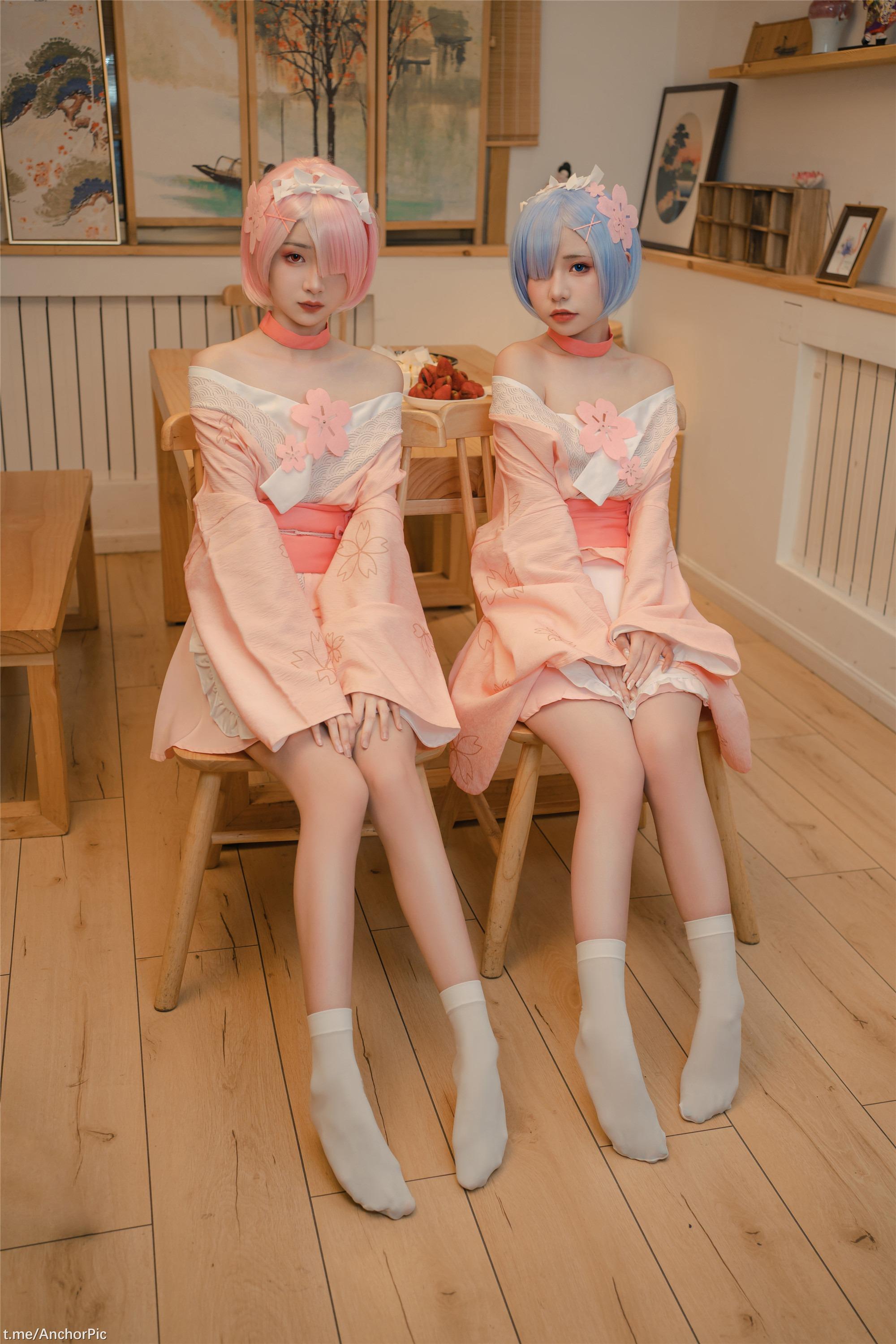猫小吉&金魚kinngyo-ゼロからの女体の宴[101 P]