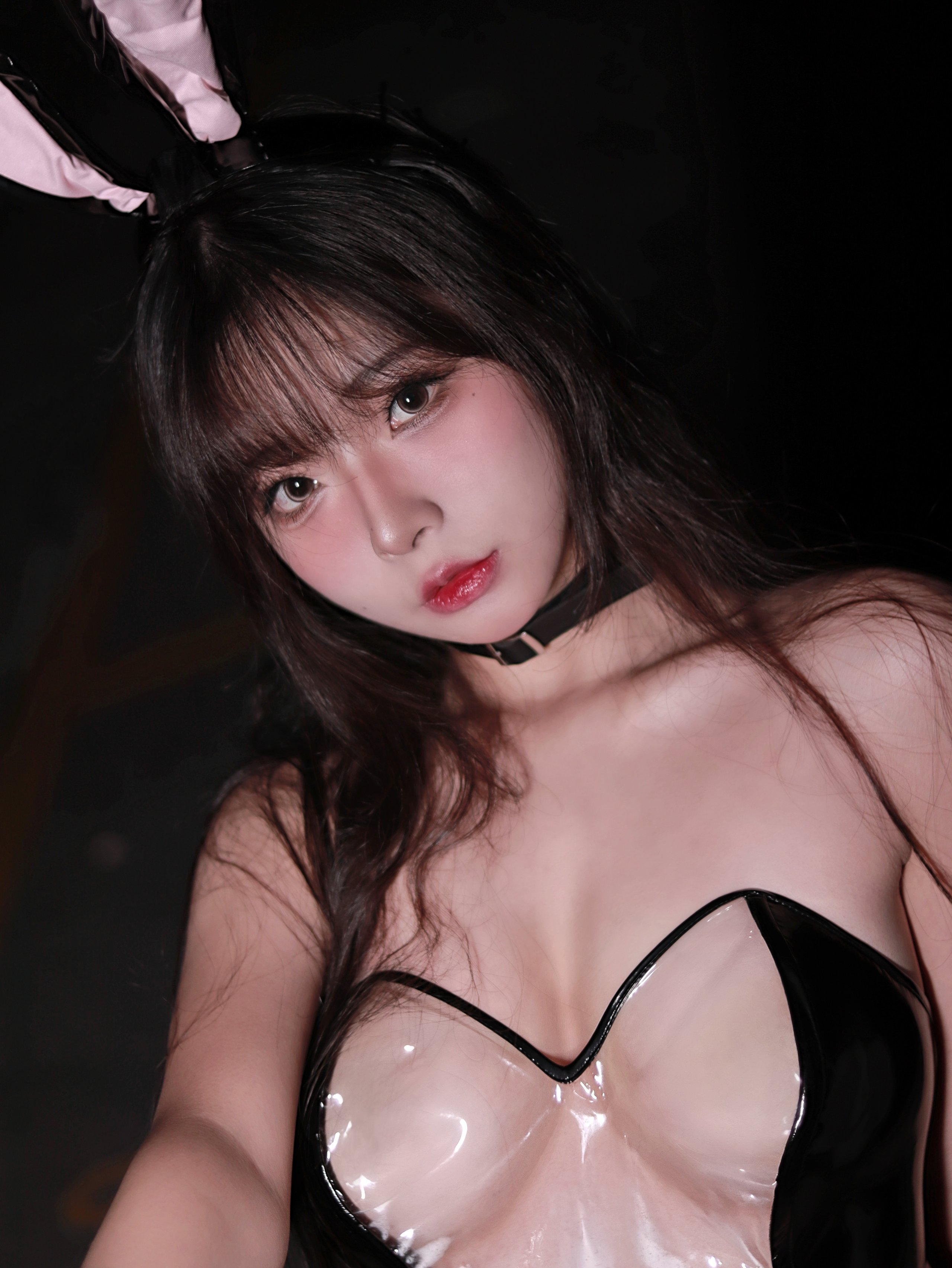 Yuuhui Ngọc Hợp Số 006: Cô gái thỏ trong suốt trong mưa