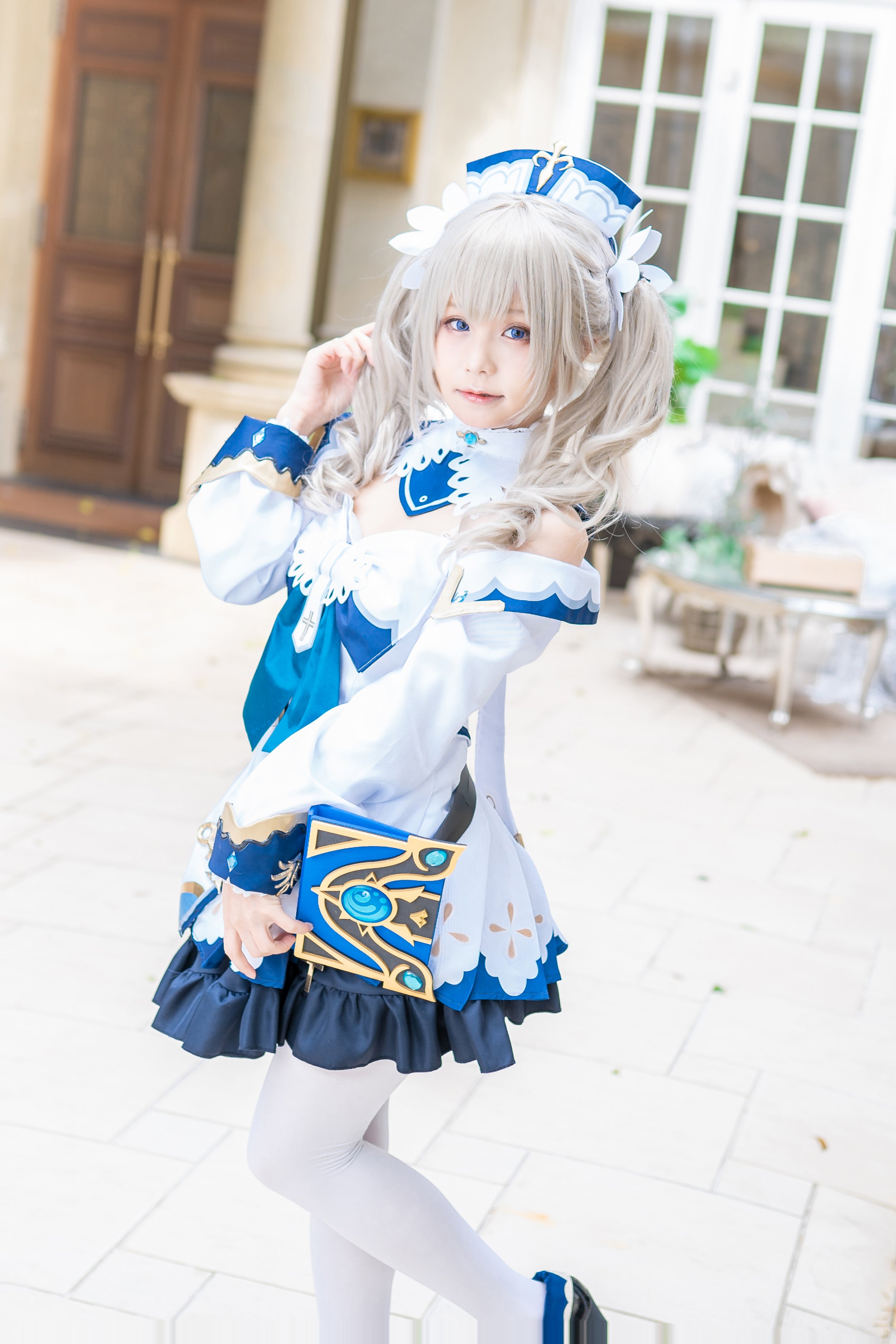 Being healed by Kurumi Barbara-san and becoming energetic.
