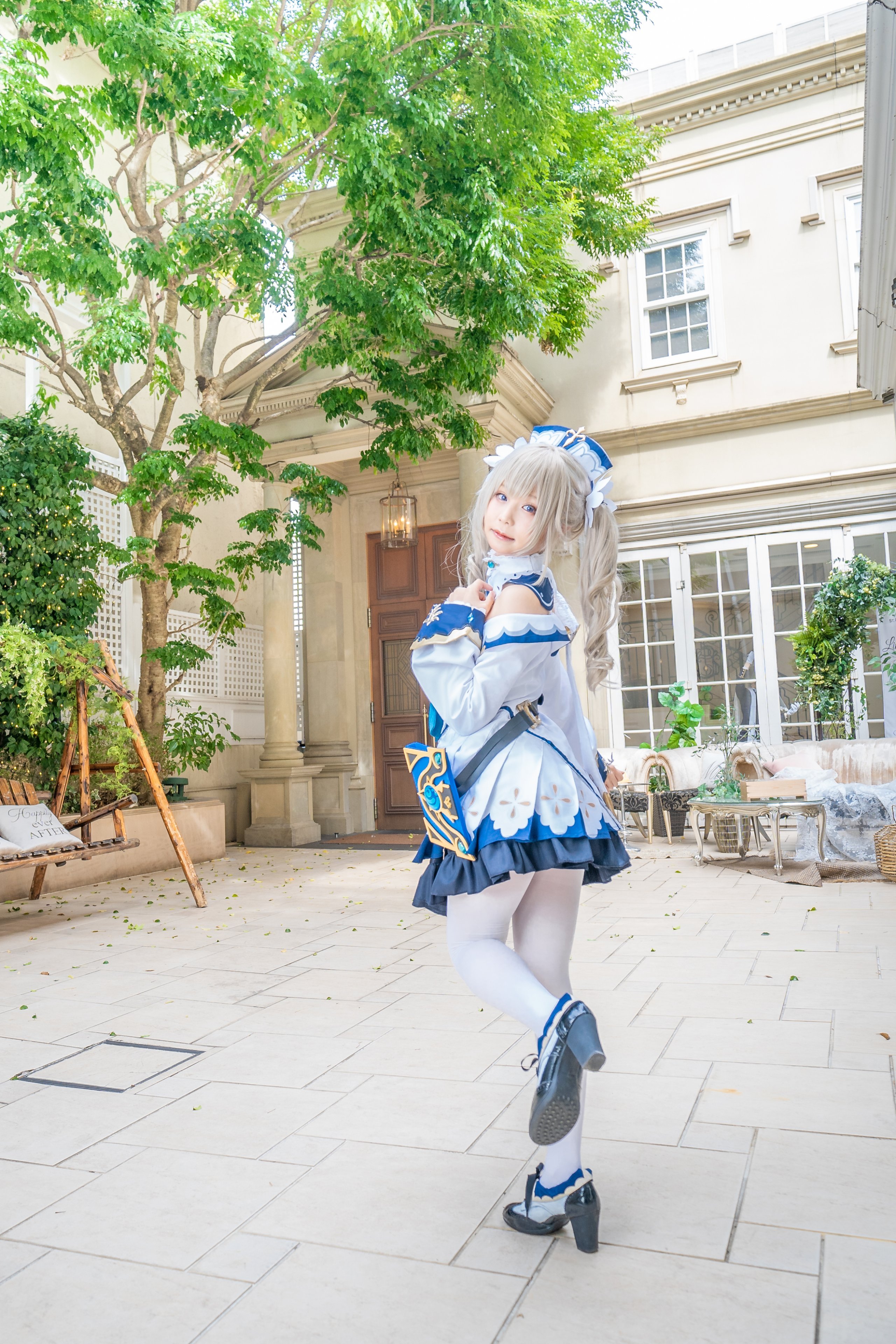 Being healed by Kurumi Barbara-san and becoming energetic.