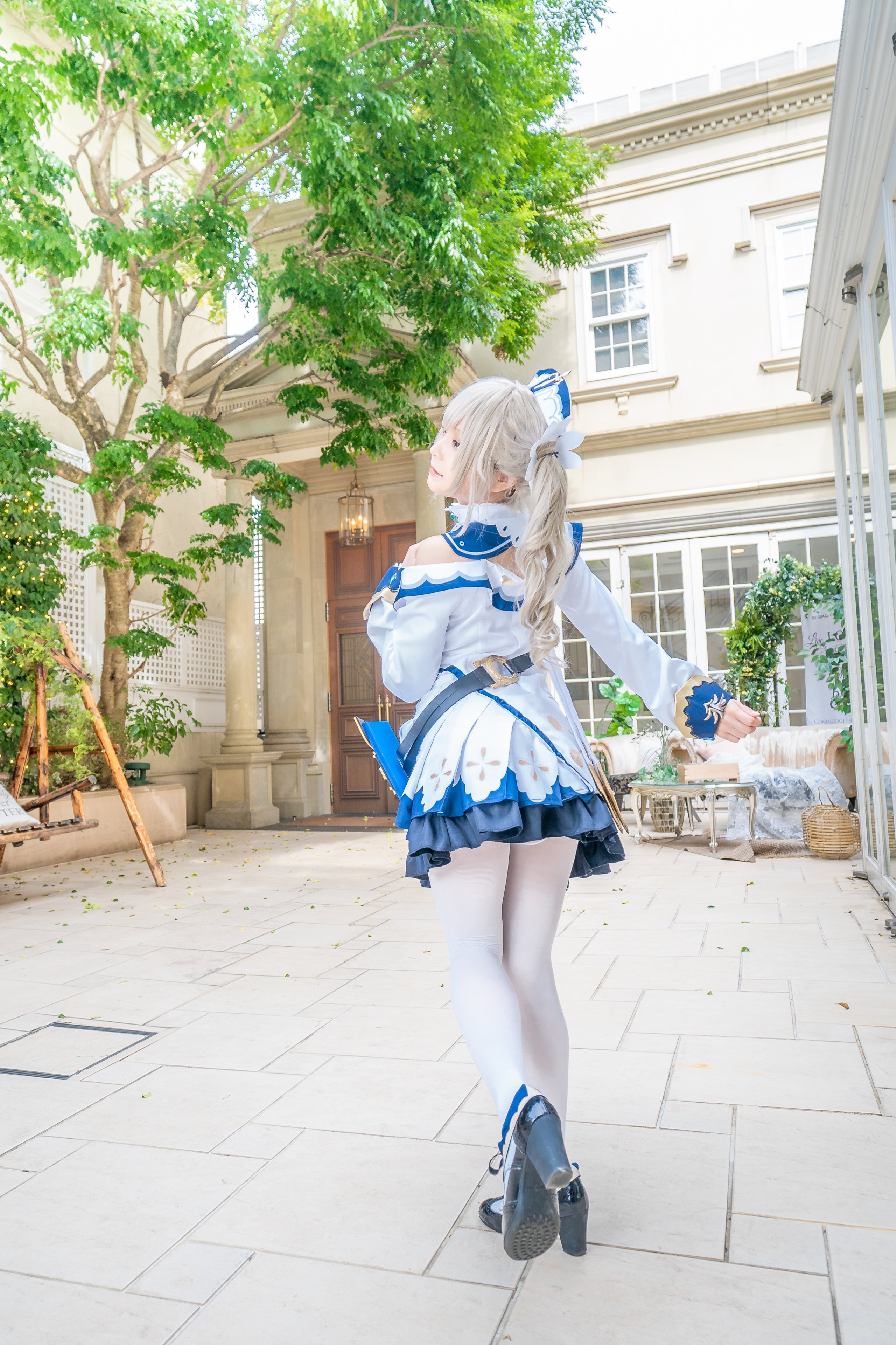 Being healed by Kurumi Barbara-san and becoming energetic.