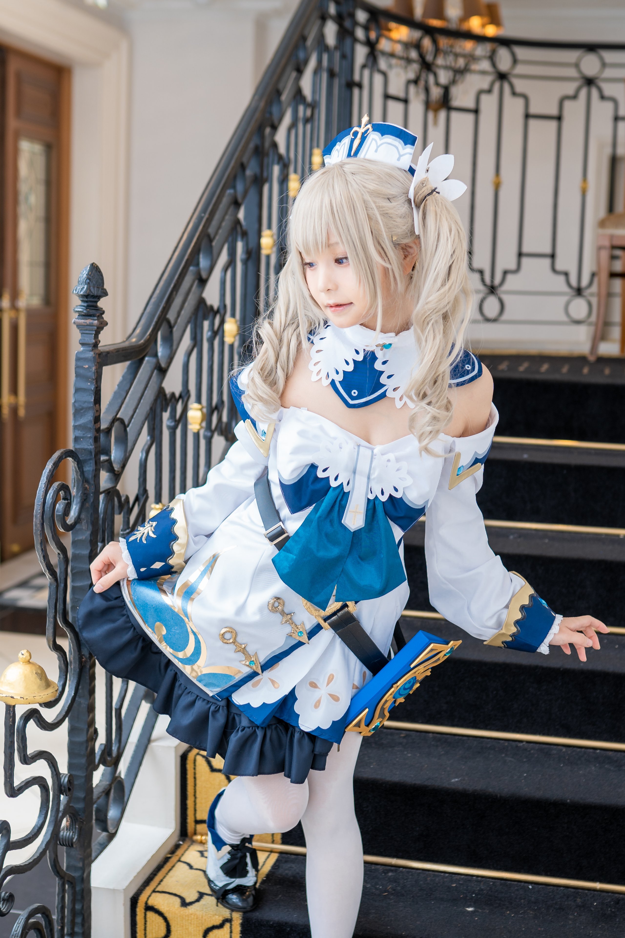 Being healed by Kurumi Barbara-san and becoming energetic.