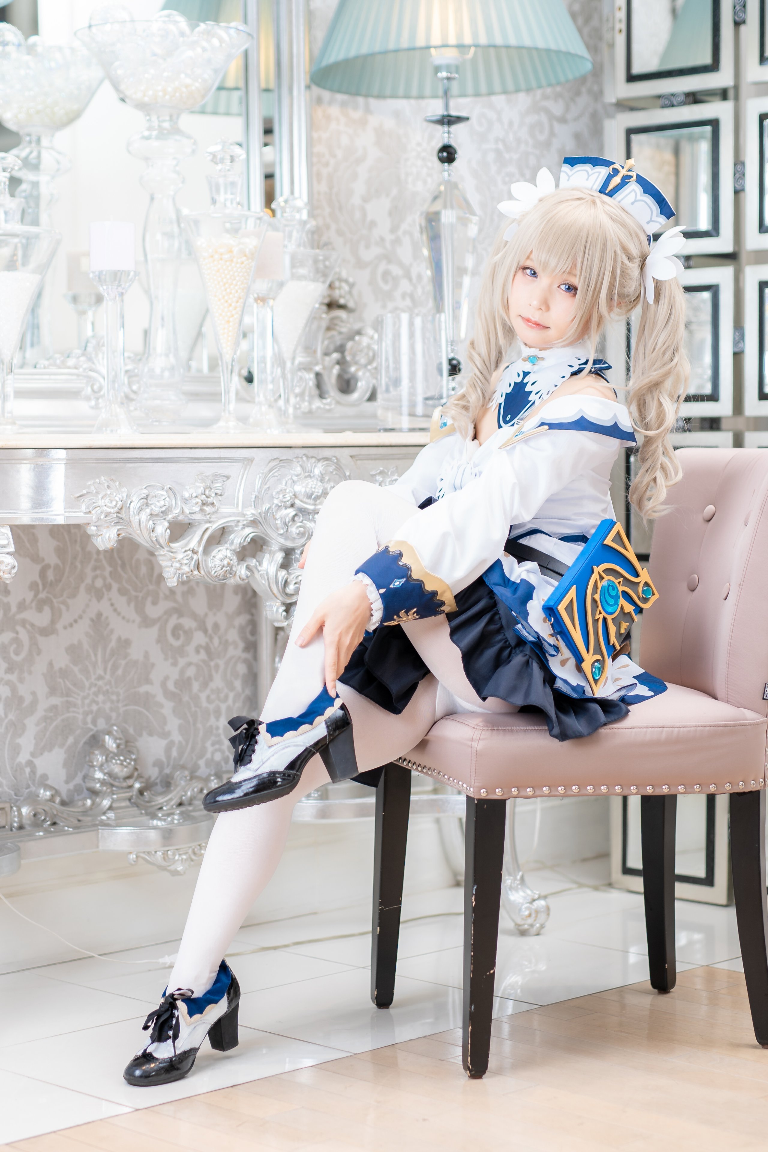 Being healed by Kurumi Barbara-san and becoming energetic.