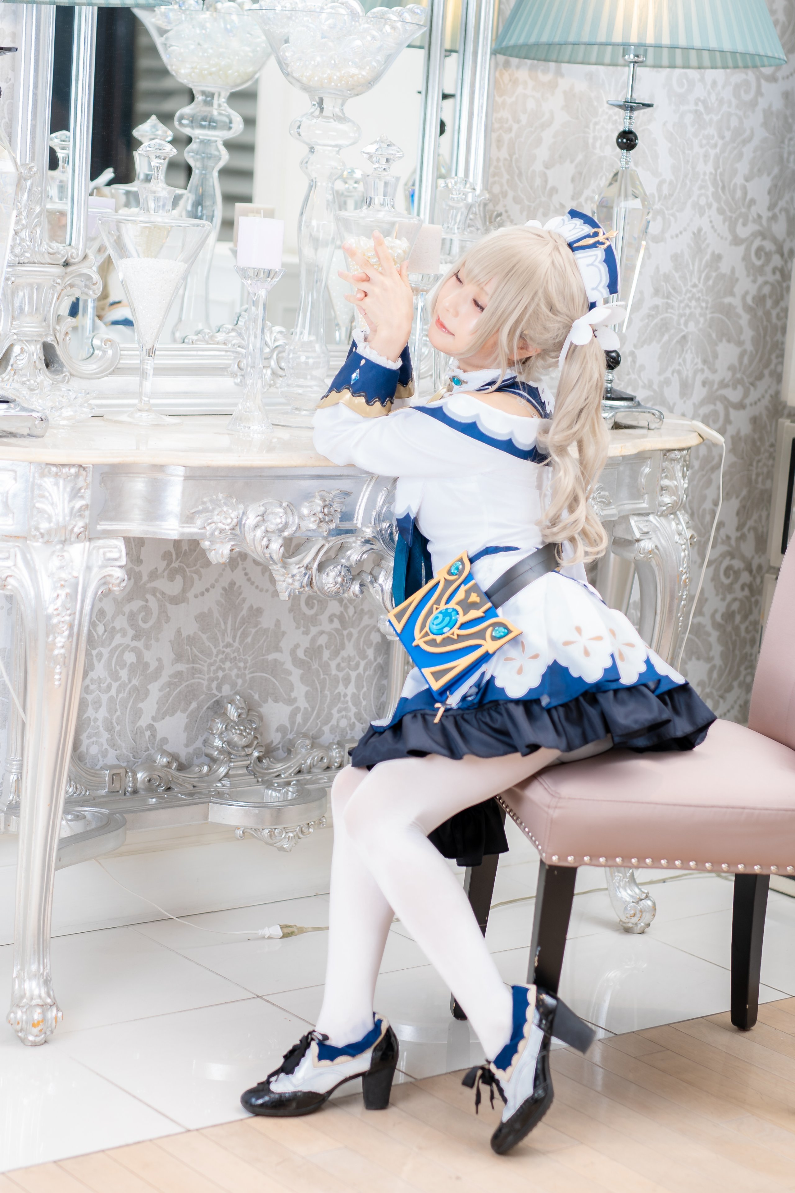 Being healed by Kurumi Barbara-san and becoming energetic.