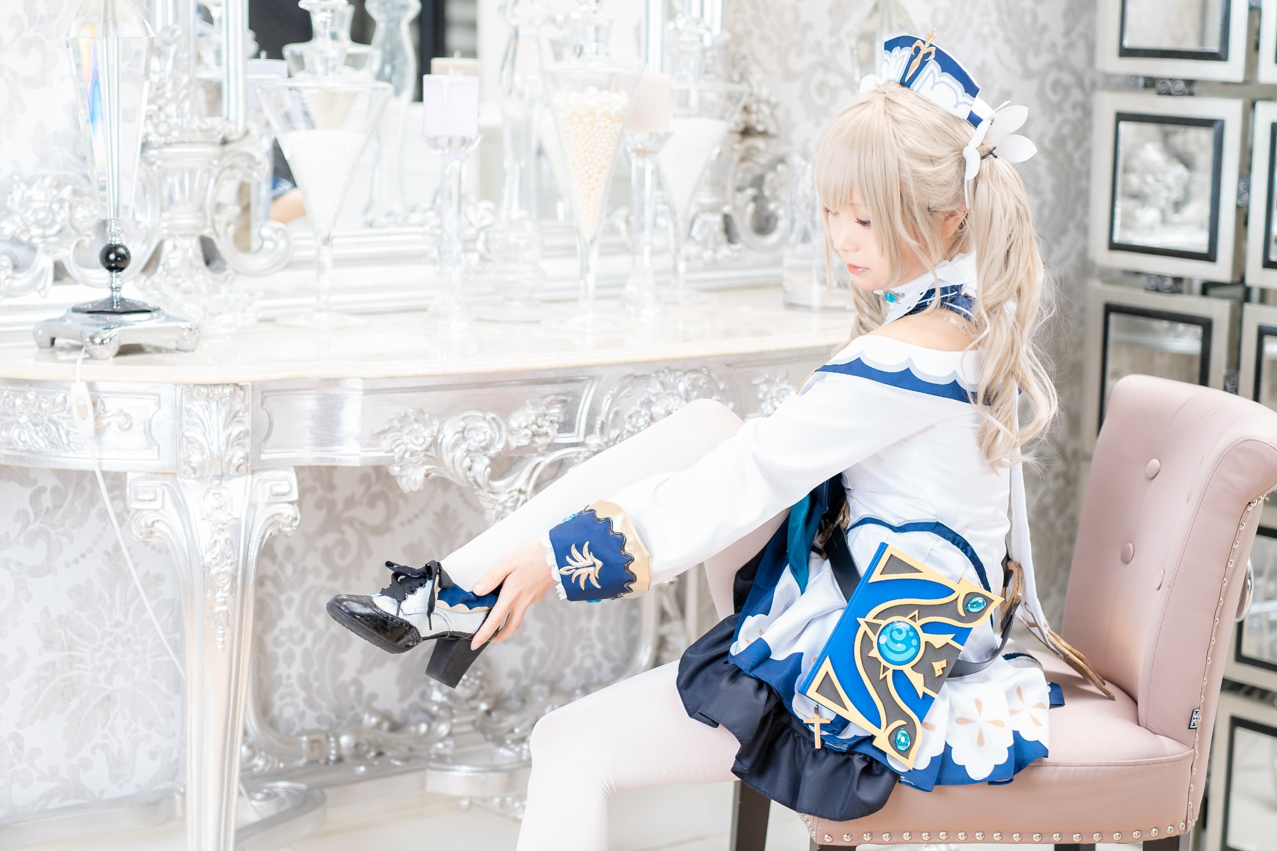 Being healed by Kurumi Barbara-san and becoming energetic.