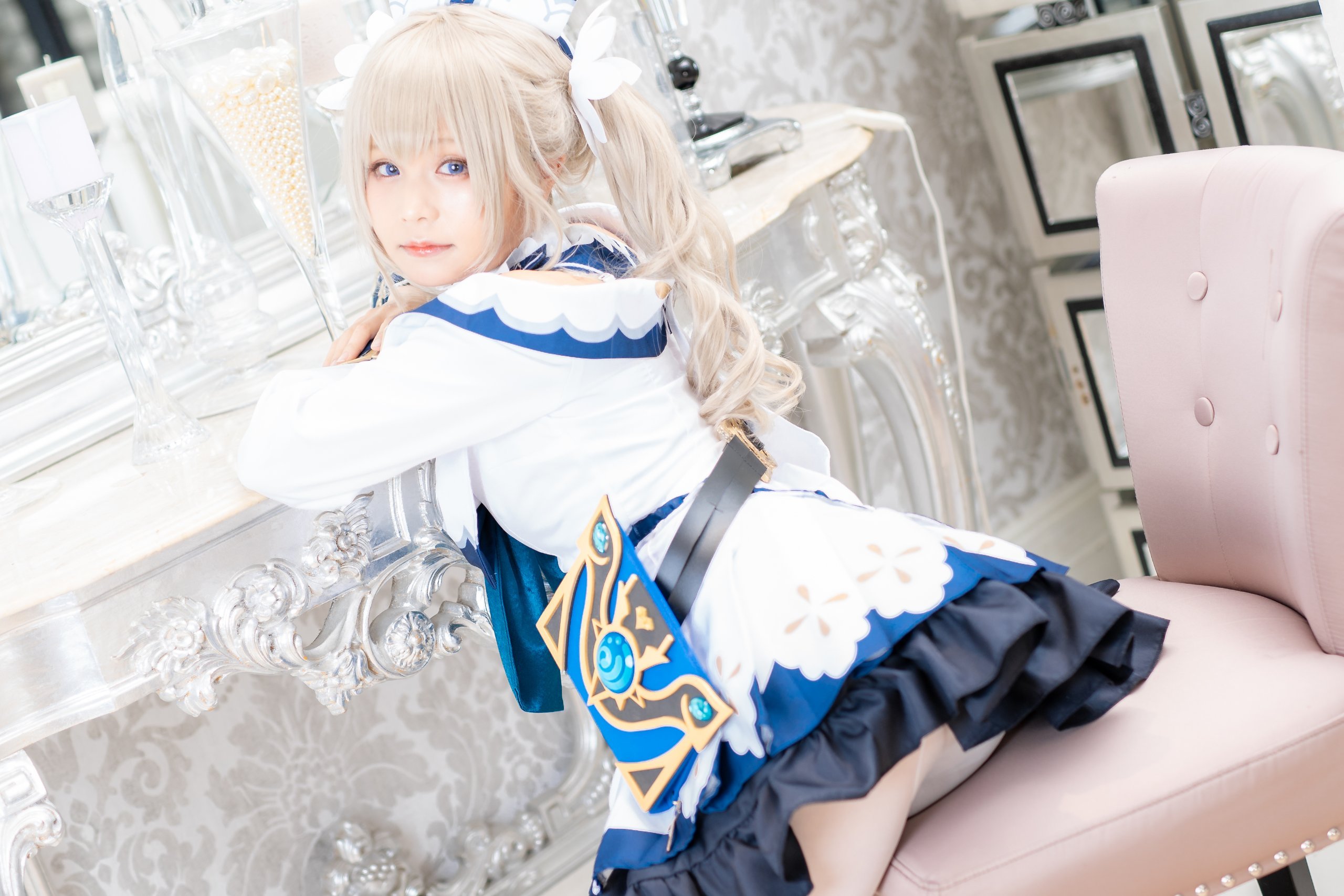 Being healed by Kurumi Barbara-san and becoming energetic.