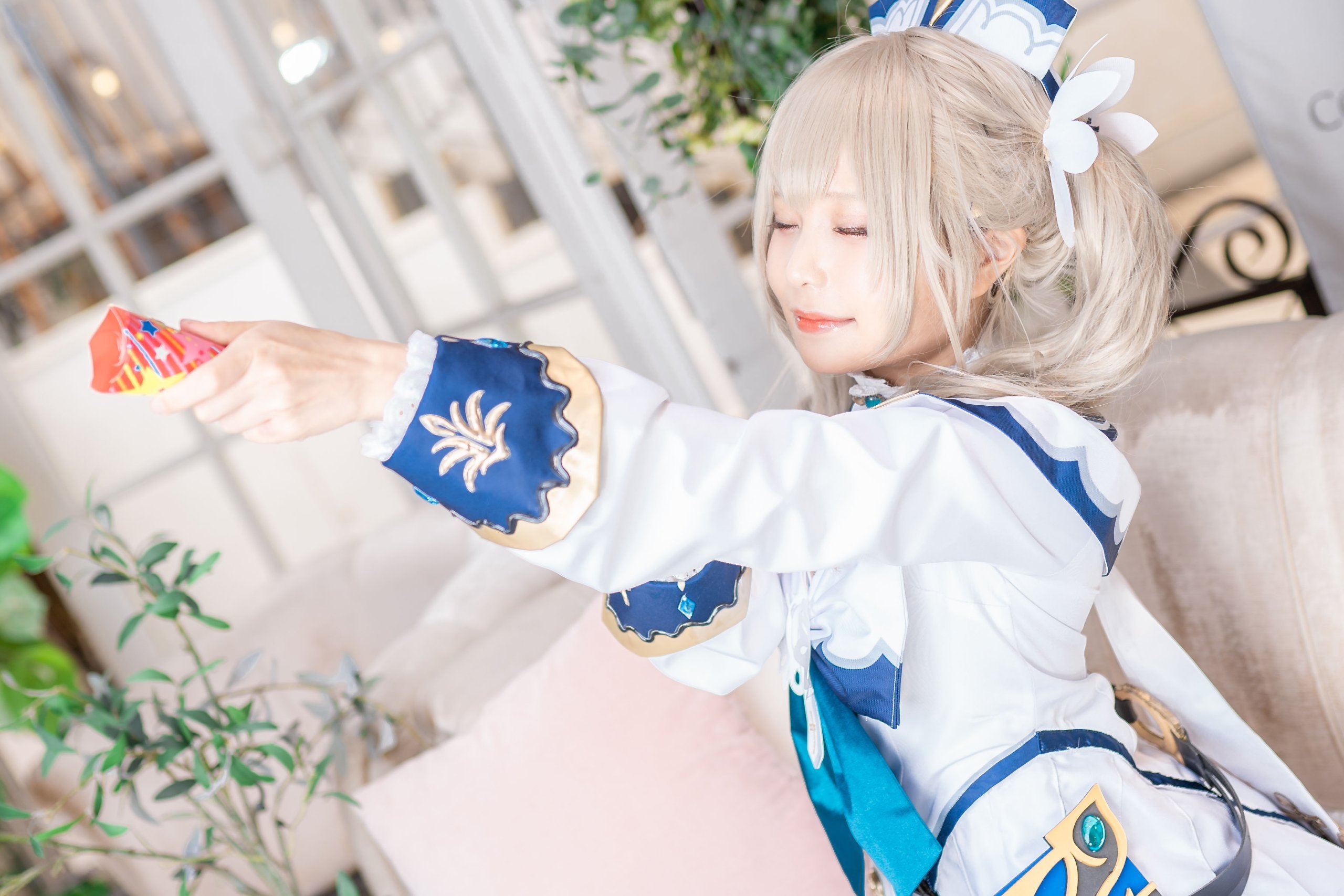 Được Kurumi Barbara-san chữa lành và trở nên khỏe mạnh.