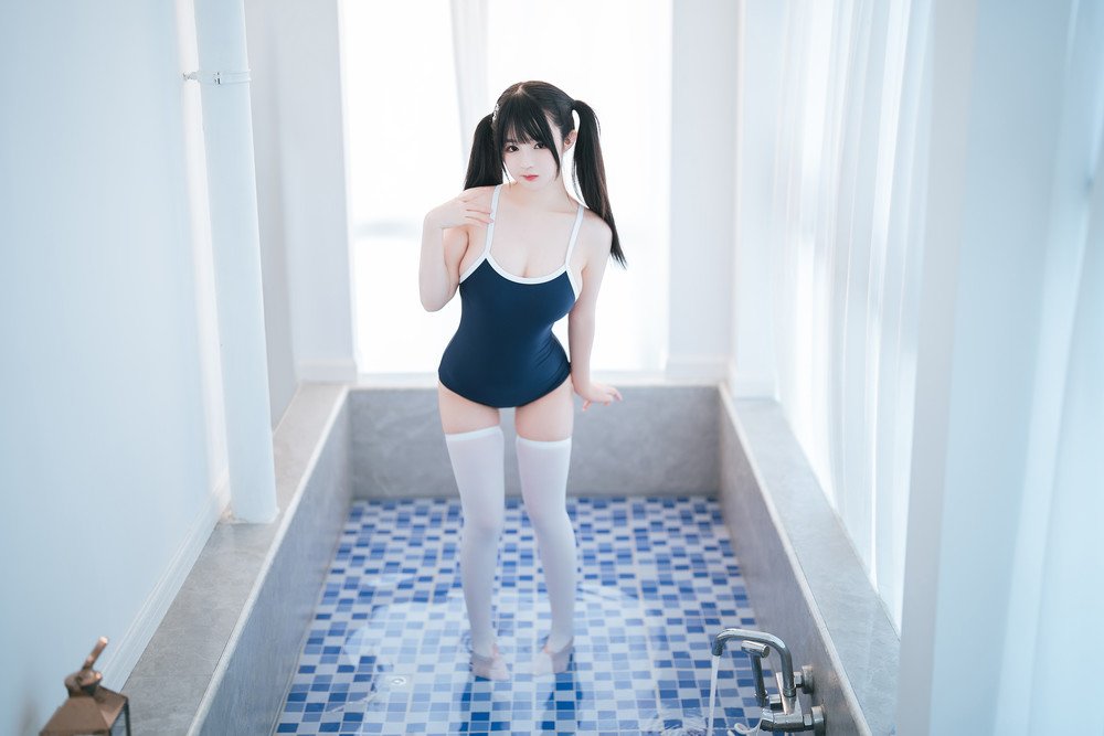 Sakurai Ningning White Silk School Swimsuit
