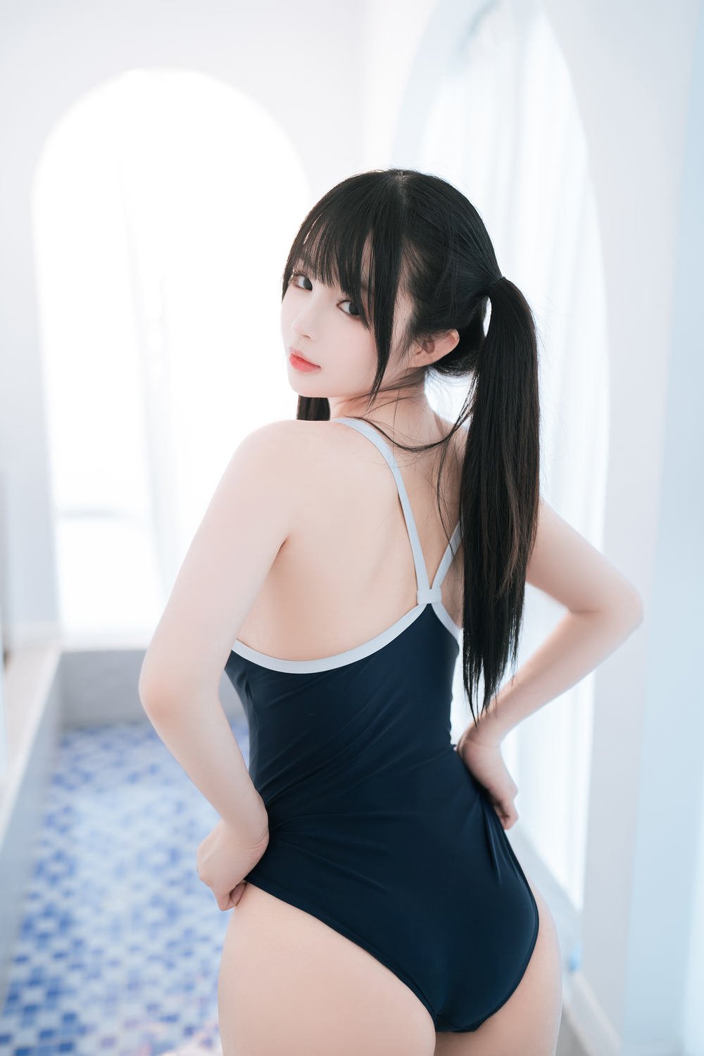 사쿠라이 닝닝 백실 스쿠미즈