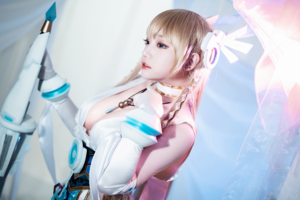 Cosplayer - Aza Miyuko