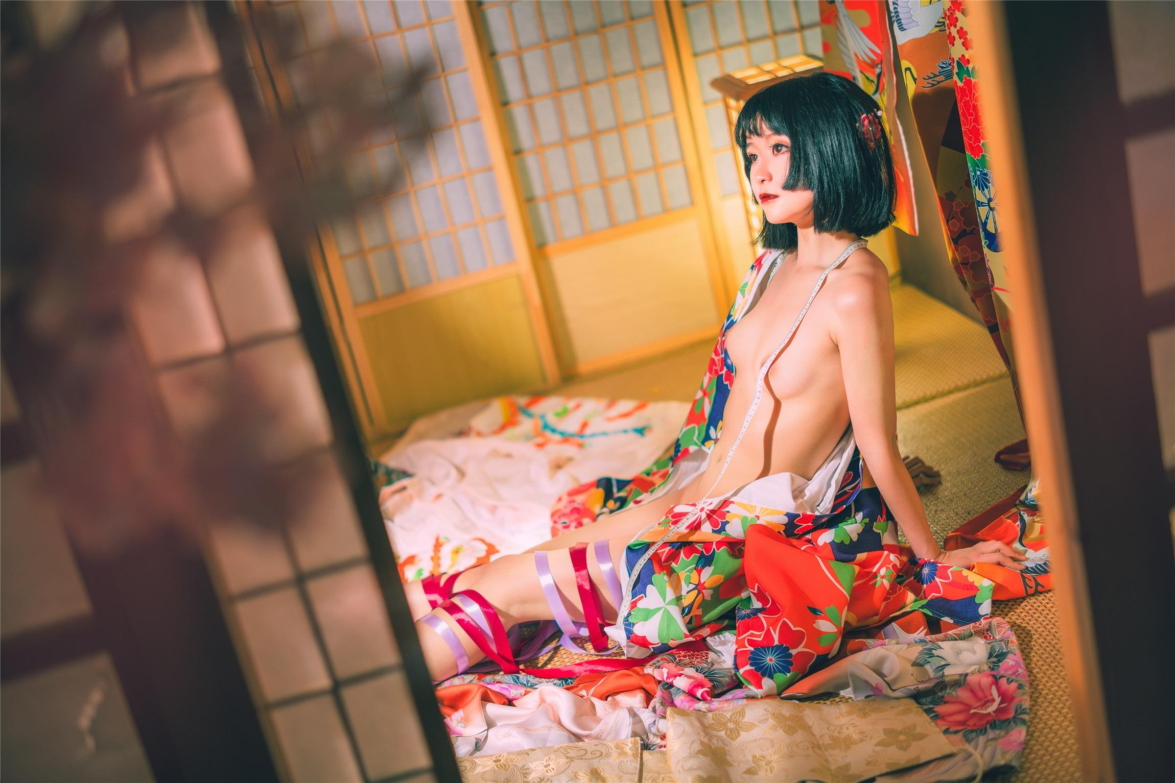 黄金二逼王 - 樱花舞娘 [45P]