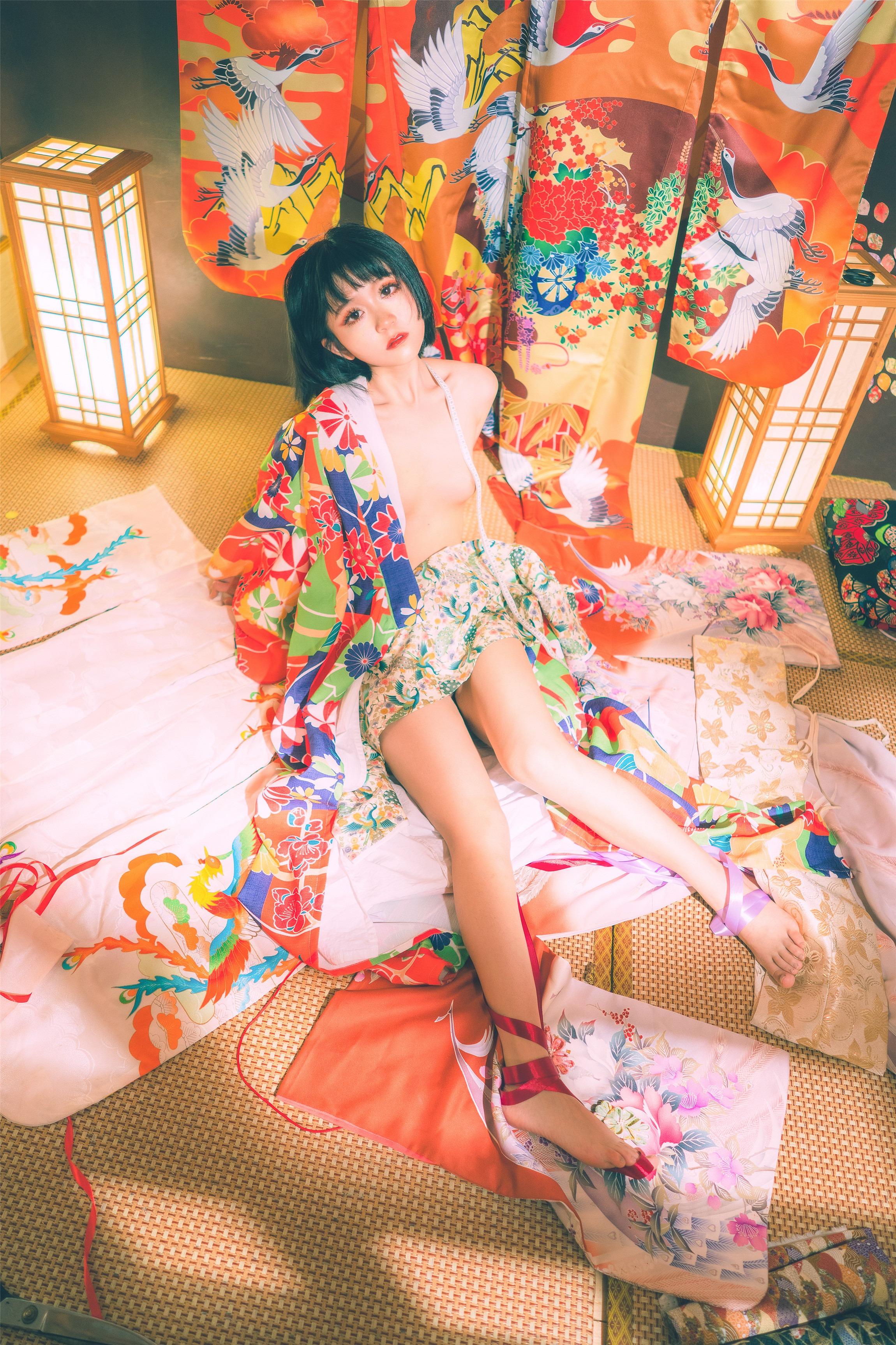 黄金二逼王 - 樱花舞娘 [45P]