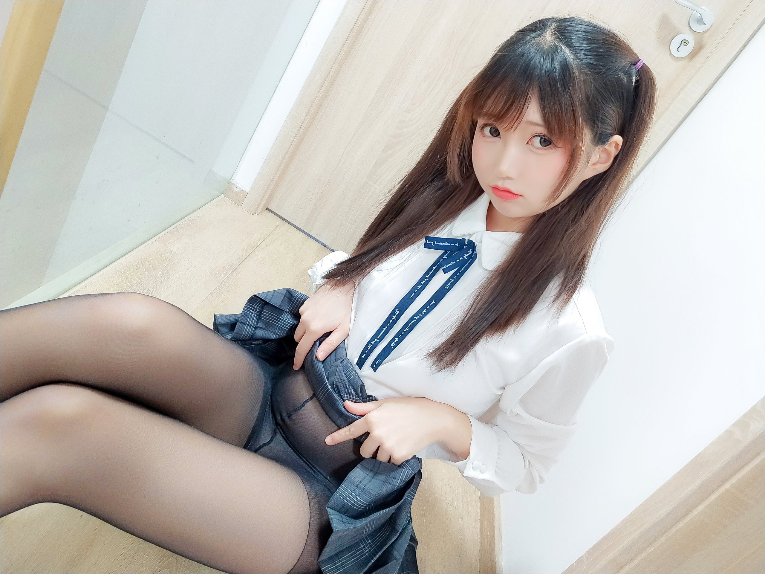 [Nagisa魔物喵] 私服エッチ