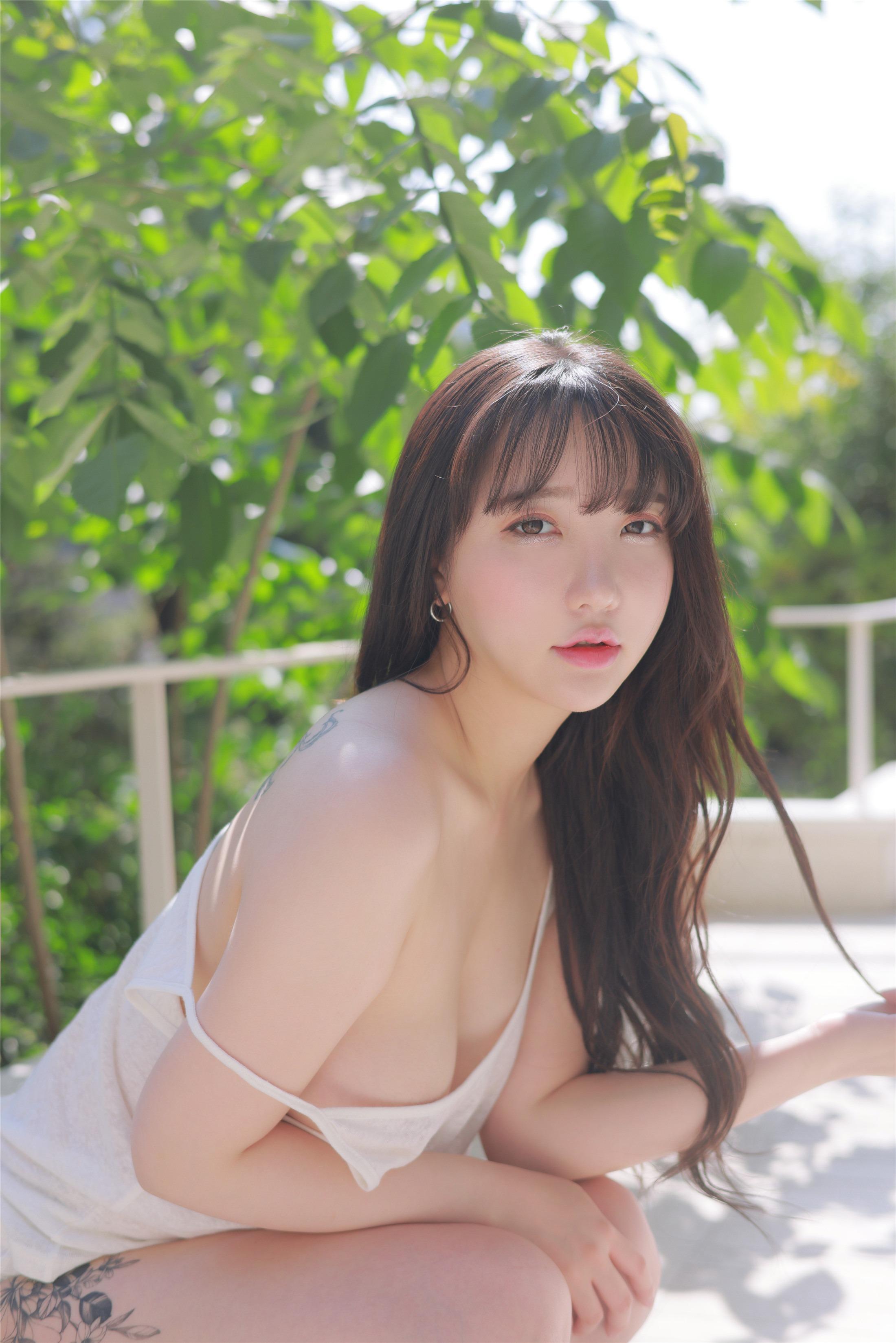 [MIKELY] Son Ye Eun (손예은) - Pure 95P