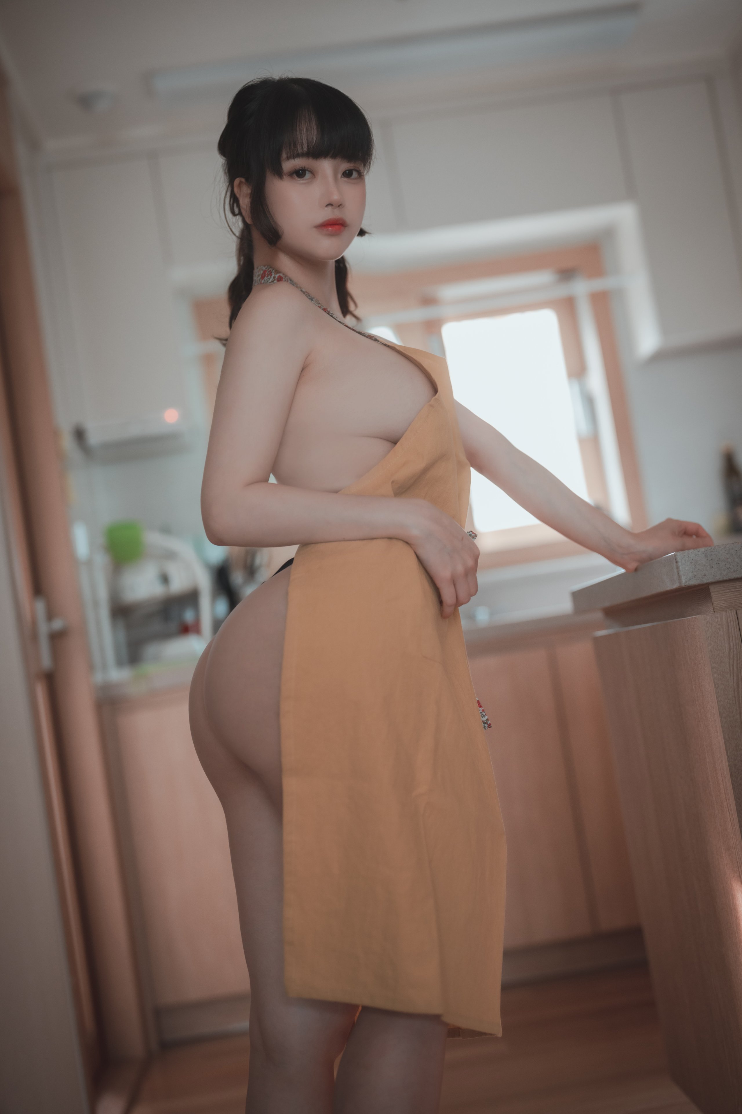 DJAWA Photo - ZziZzi - Cô dâu Thị trấn Mới