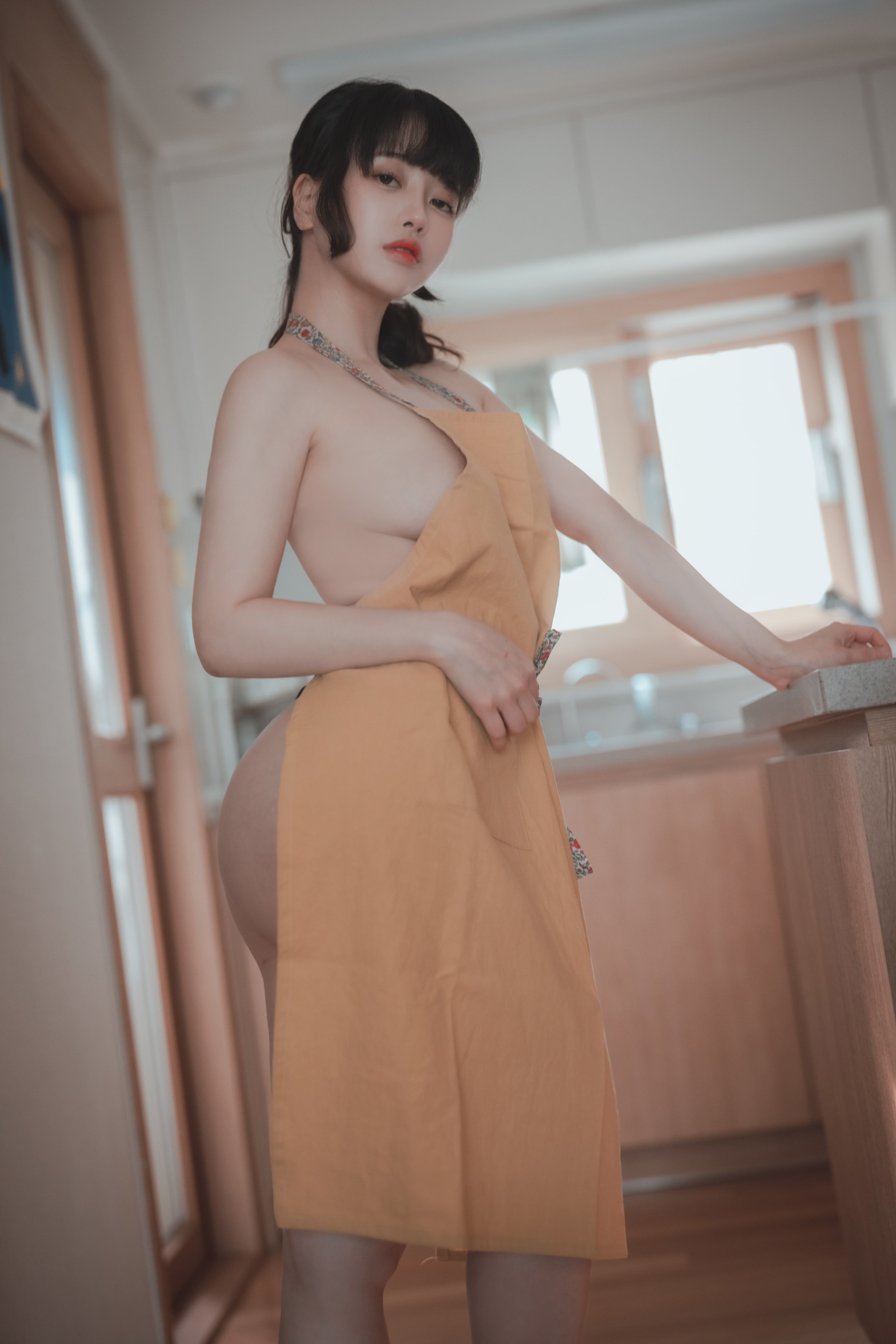 DJAWA Photo - ZziZzi - Cô dâu Thị trấn Mới