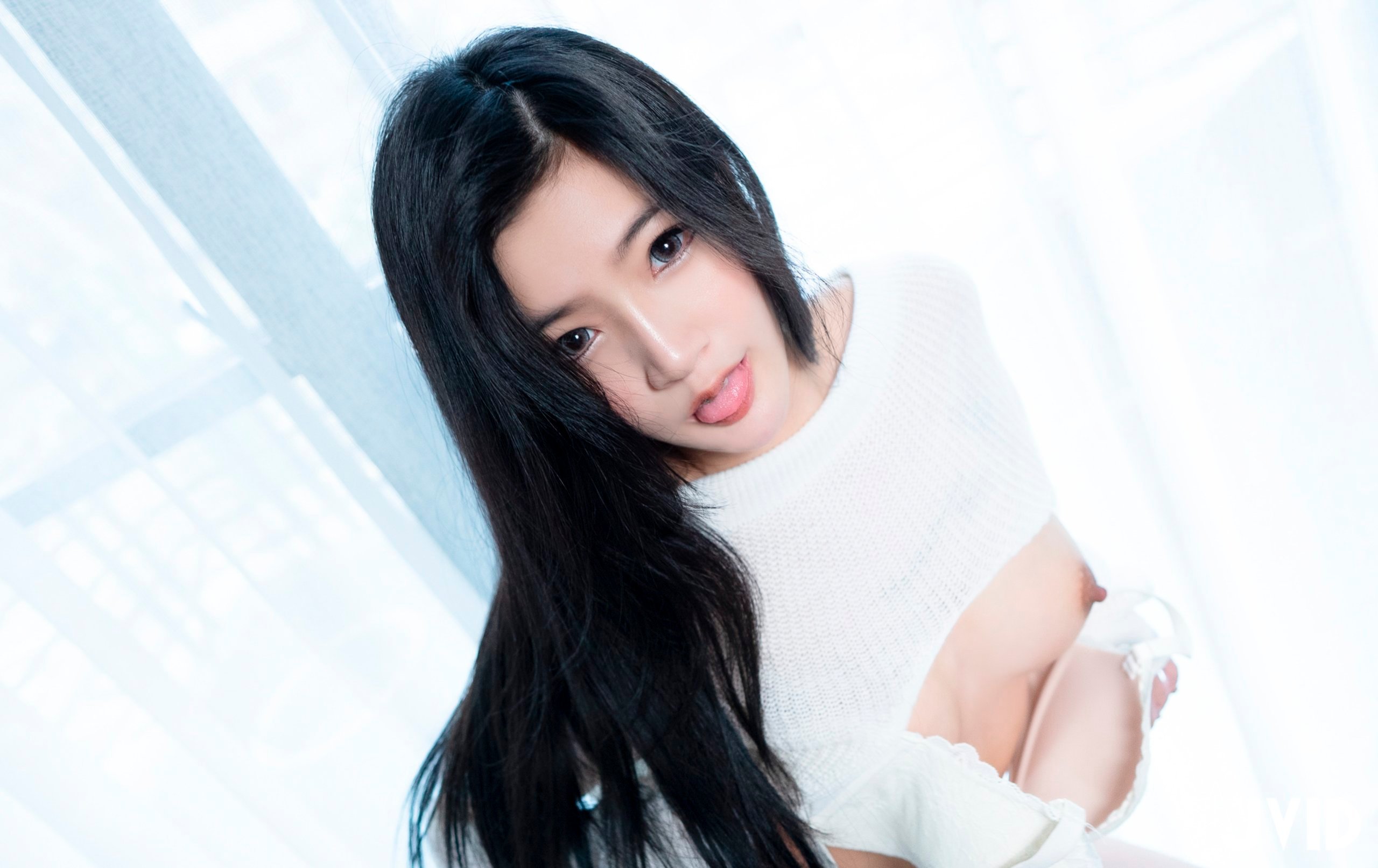 날날_베이비_하늘에서 벗은 (P)
