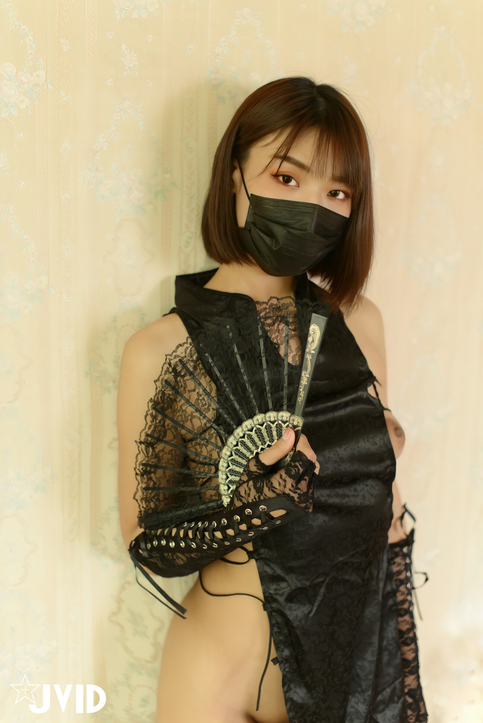 黒のドレス (P)