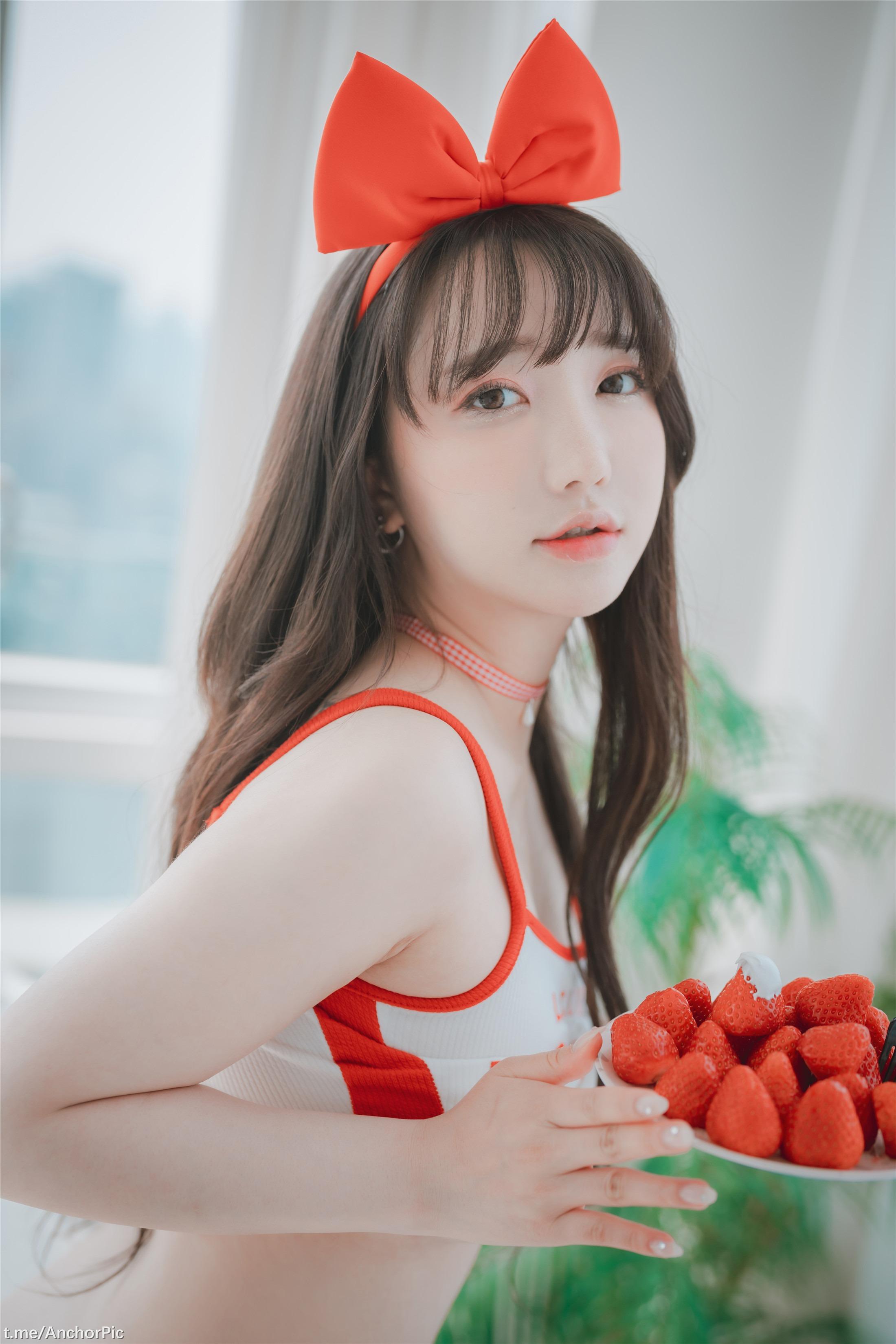ดีจาวา โฟโต - ซอน เยอึน (손예은) - สตรอเบอรี่ เกิร์ล 151P