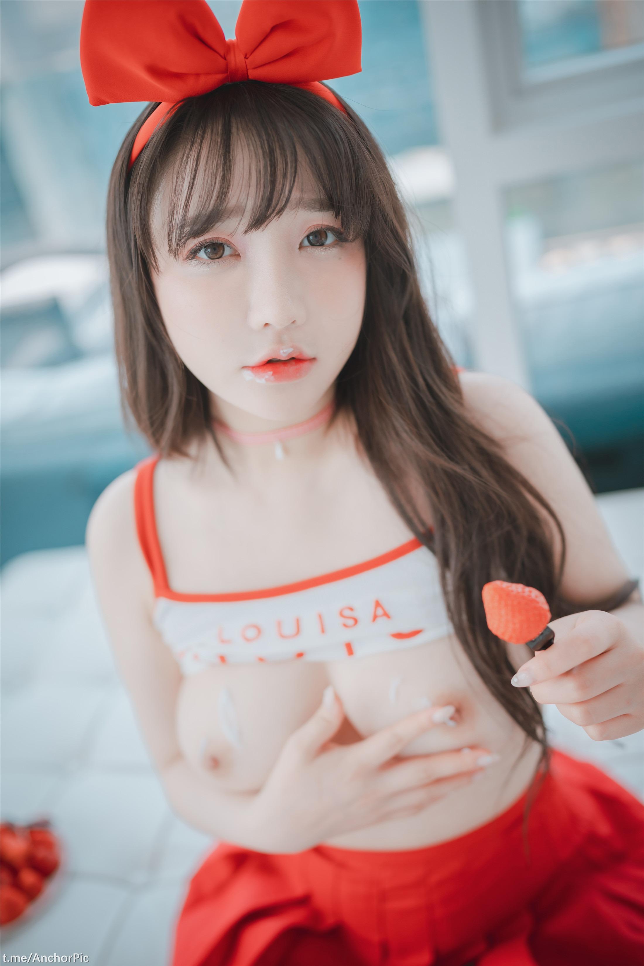 ดีจาวา โฟโต - ซอน เยอึน (손예은) - สตรอเบอรี่ เกิร์ล 151P