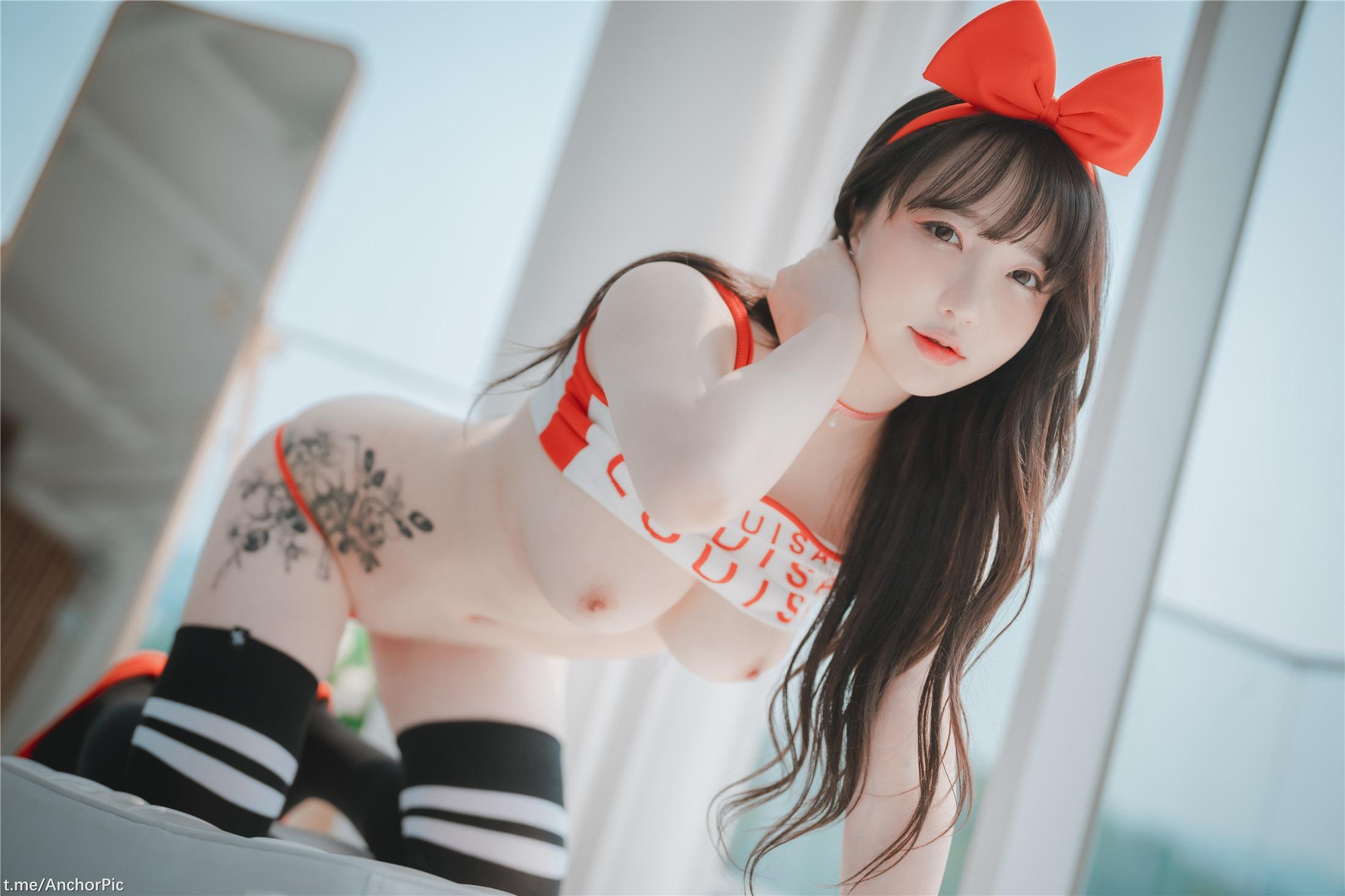 ดีจาวา โฟโต - ซอน เยอึน (손예은) - สตรอเบอรี่ เกิร์ล 151P