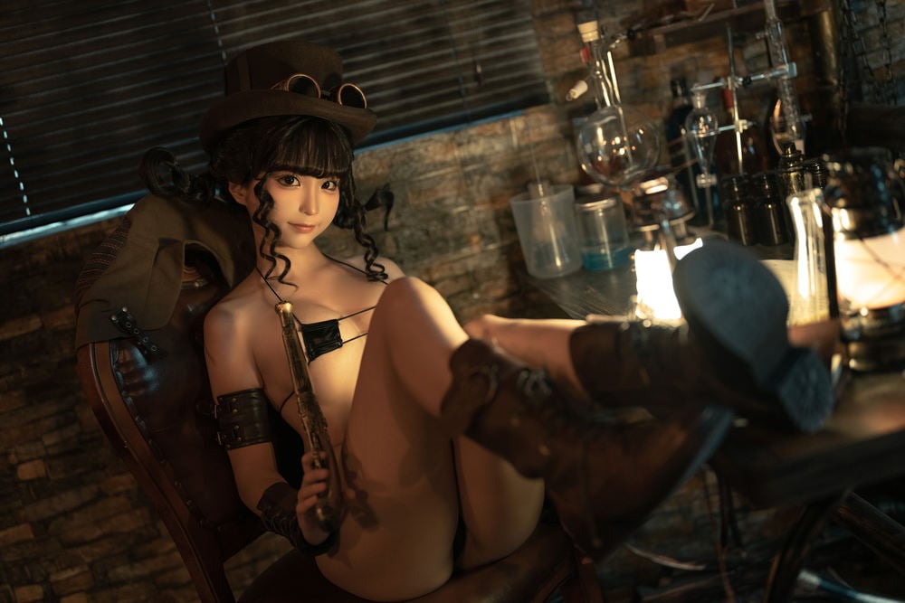 Chun Mo Mo Steam Girl