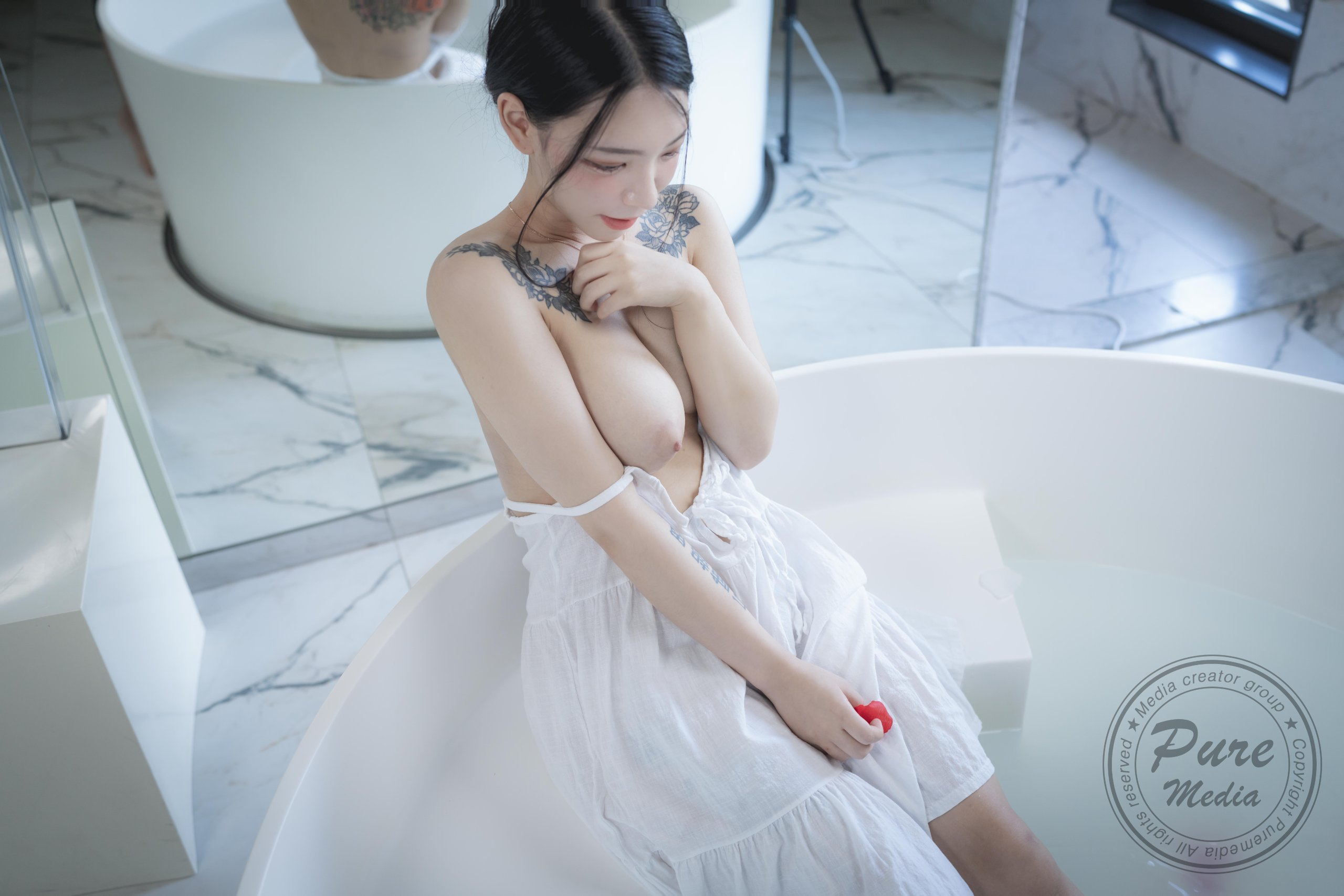 Pure Media Vol.196 Yeon Hwa (연화)