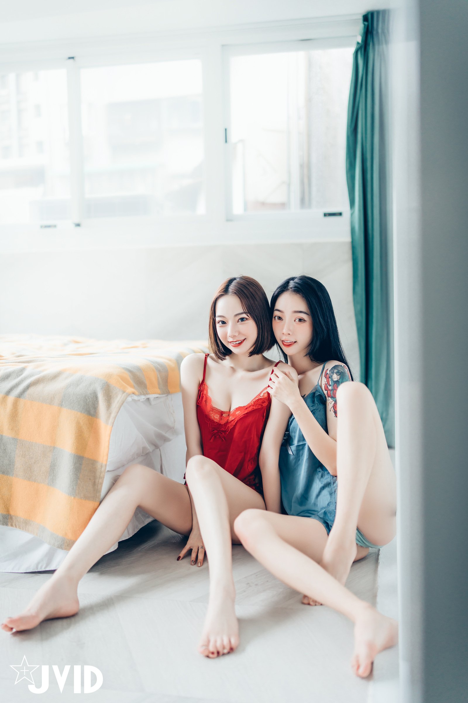 피아오 피아오+추추0526 - 여신 자매들과 함께 발렌타인 데이를 보내다 (P)